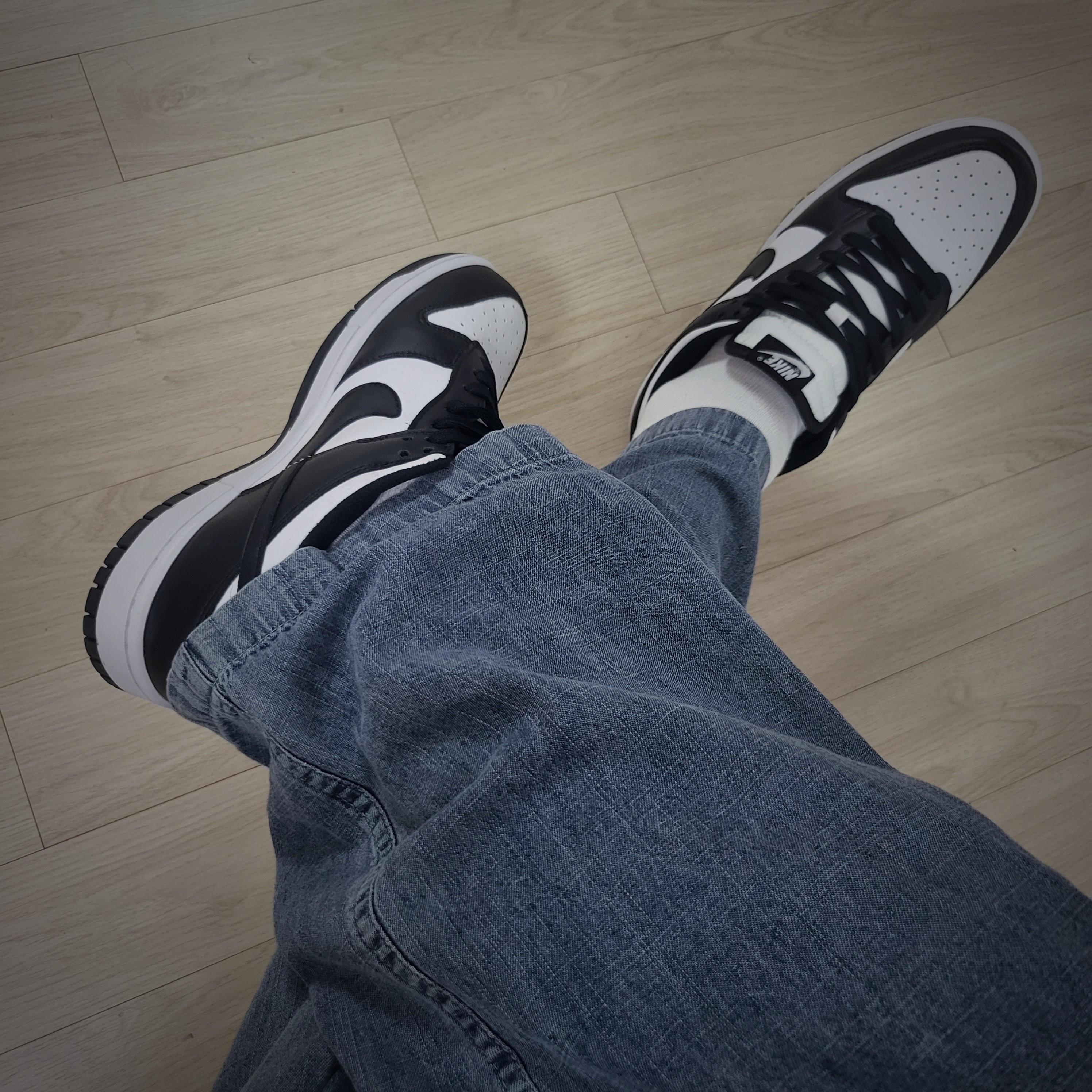 Nike Dunk Low Retro Black 착용 스타일
