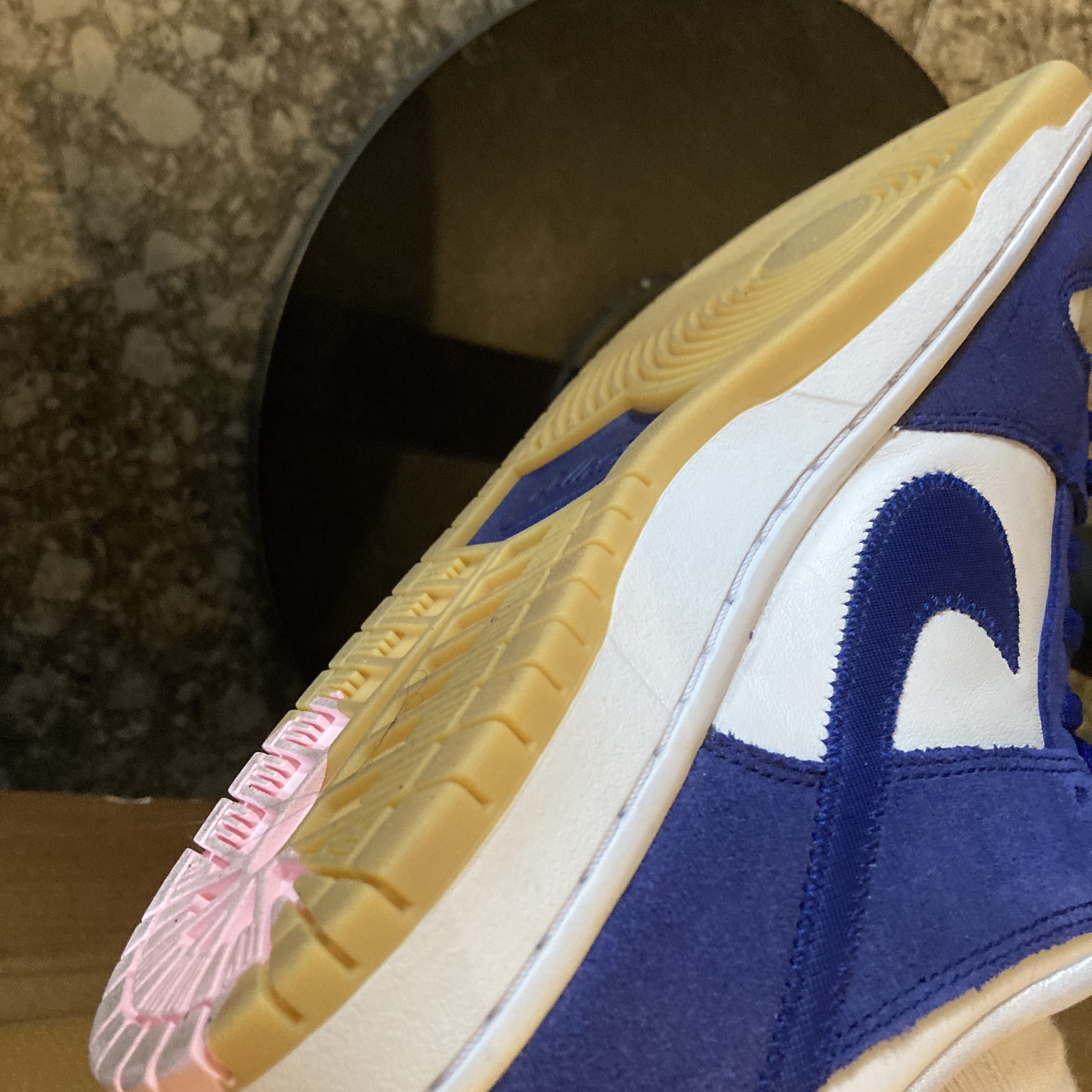 Nike SB Dunk Low Pro Premium Deep Royal Blue, Stussy Small Stock Crew Socks White (3 Pack) 착용 스타일 - 4