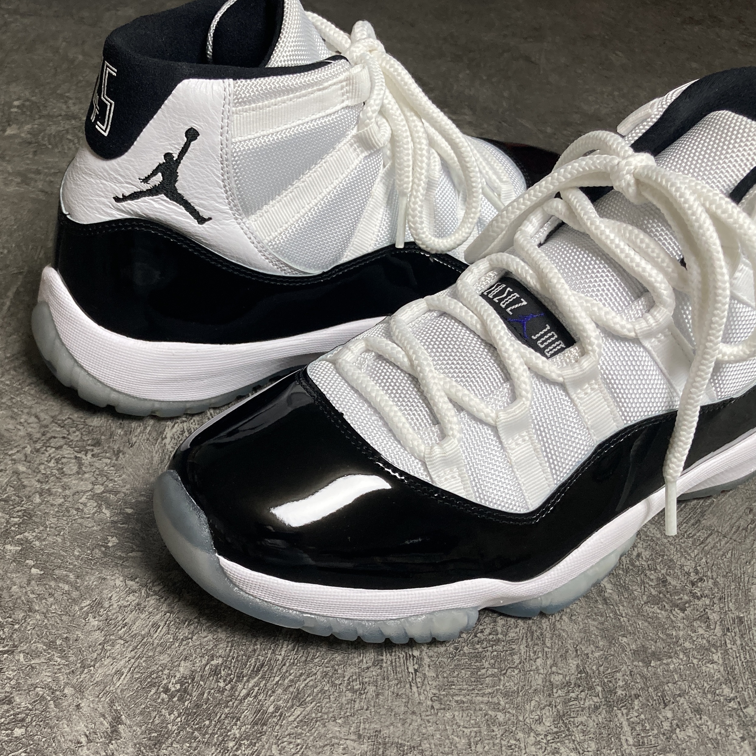 Jordan 11 Retro Concord 2018 착용 스타일 - 4