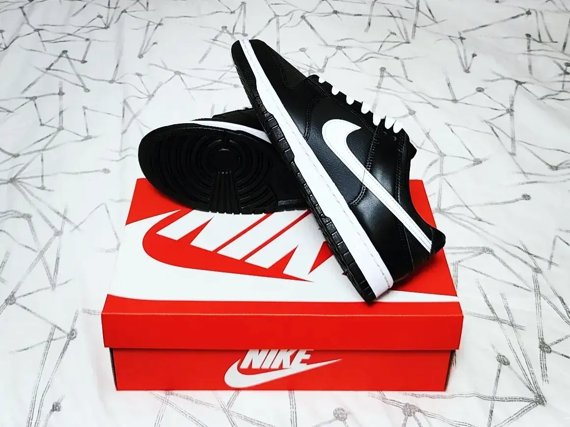 Nike Dunk Low Retro Black White 착용 스타일 - 4
