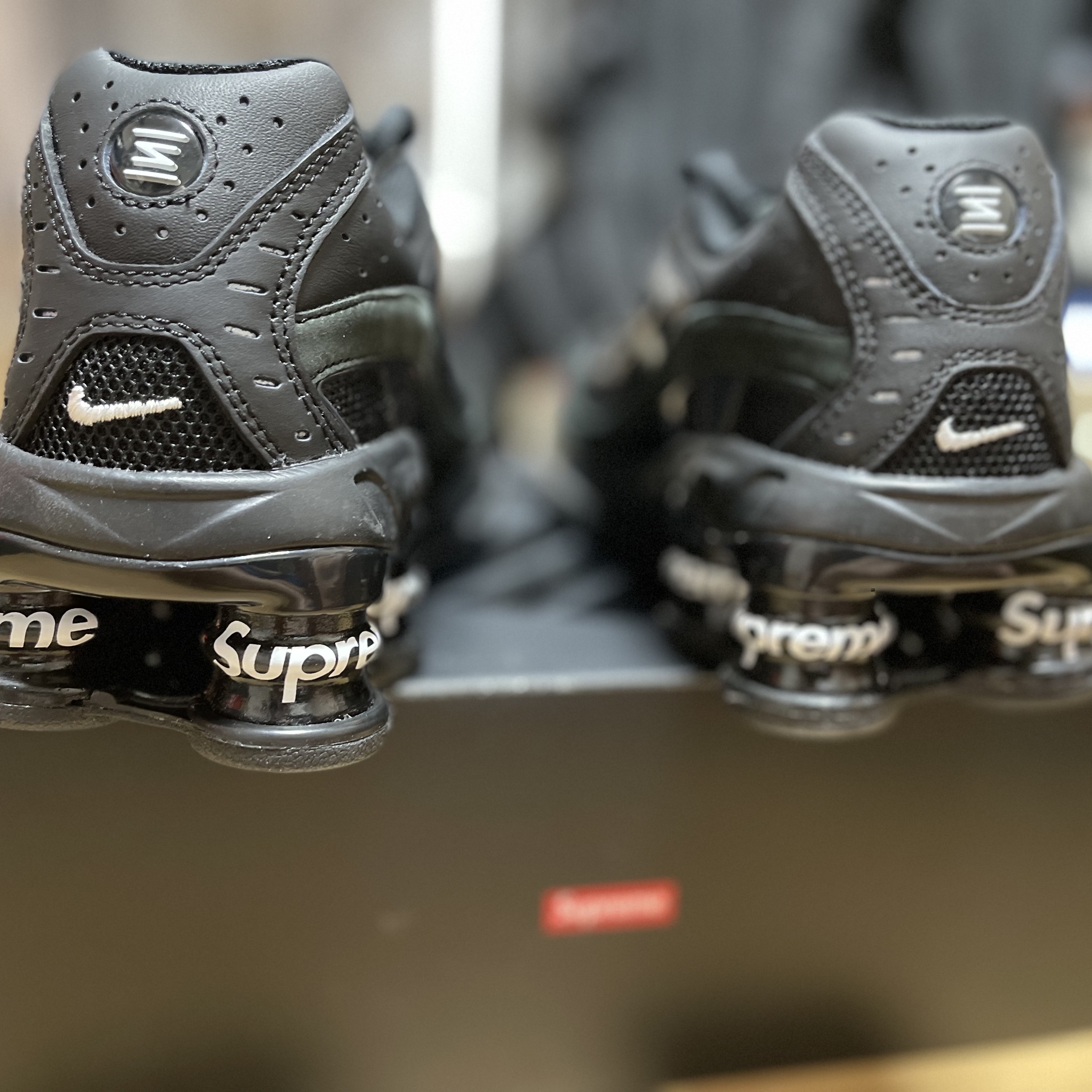 Nike x Supreme Shox Ride 2 SP Black 착용 스타일 - 3