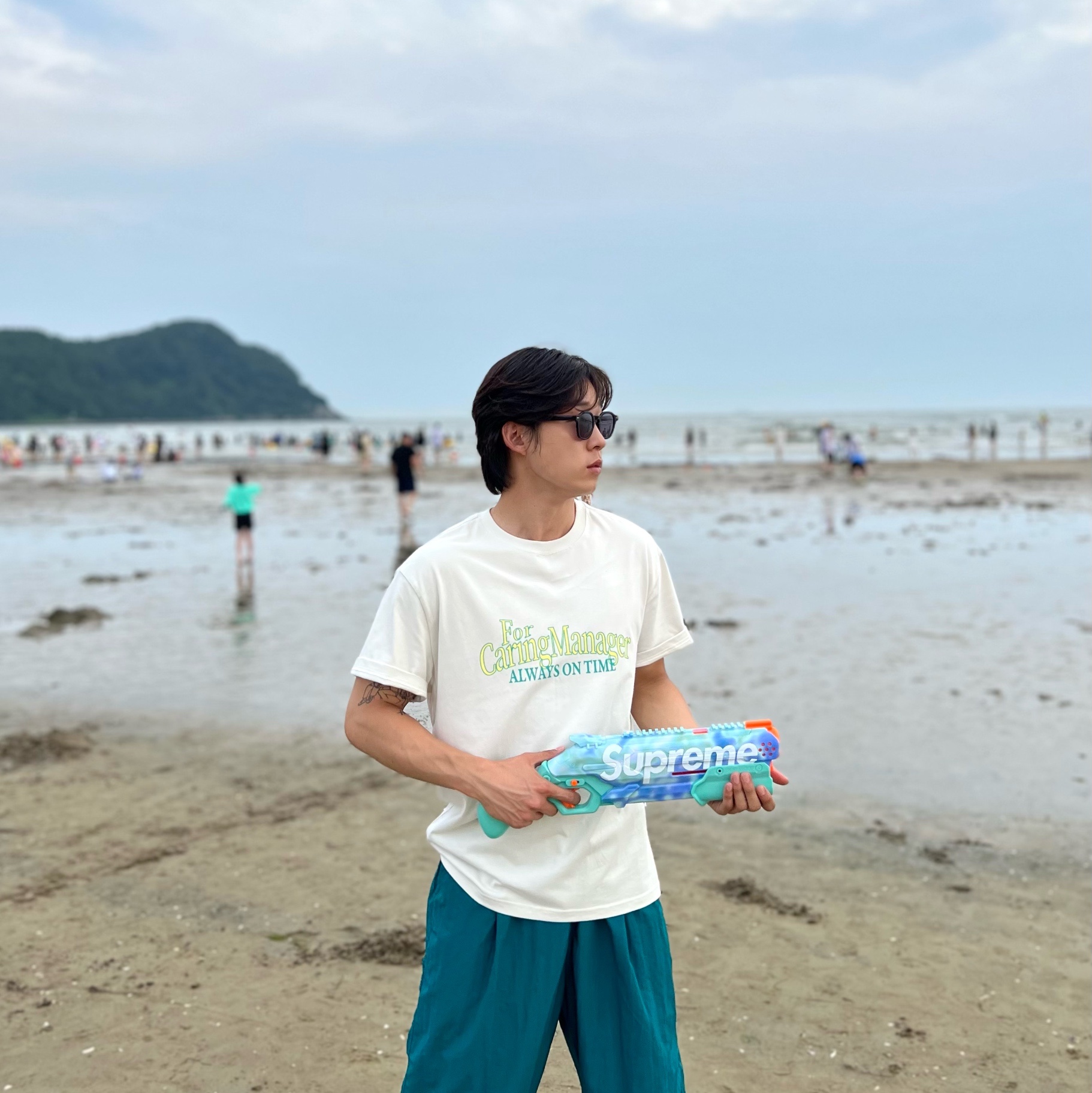 Supreme x Nerf Rival Takedown Blaster Blue - 21SS 착용 스타일 - 4