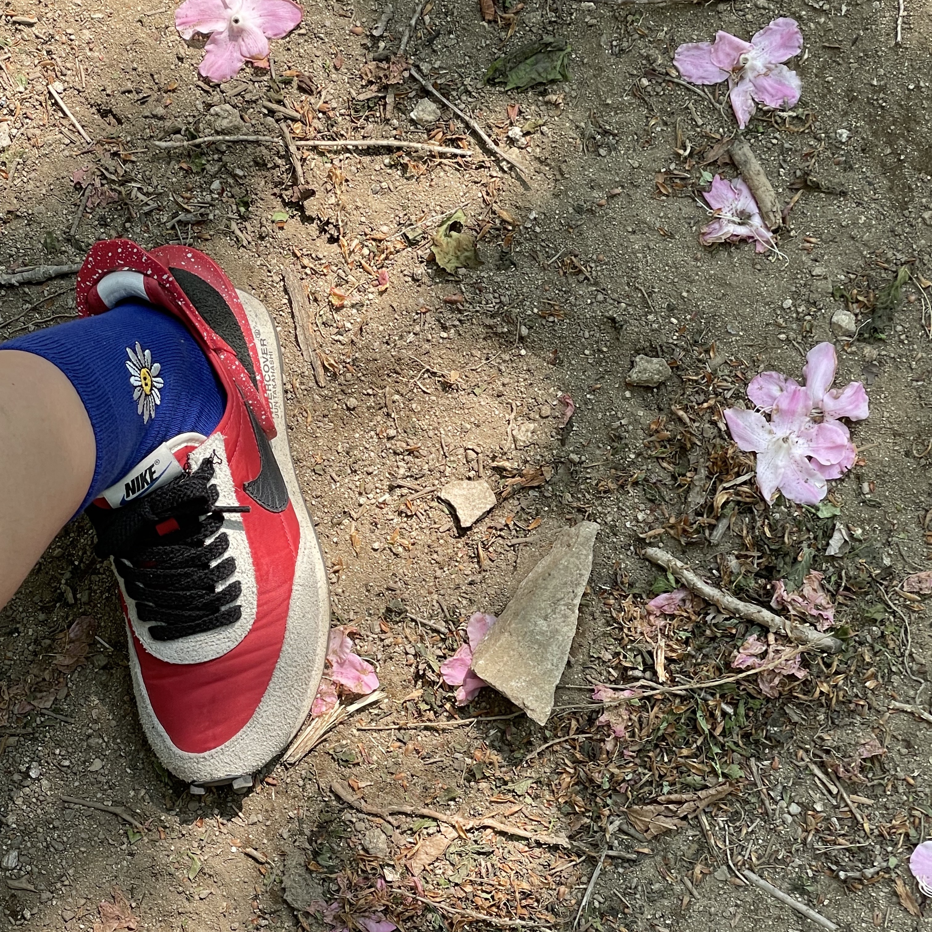 (W) Nike x Undercover Daybreak University Red 착용 스타일