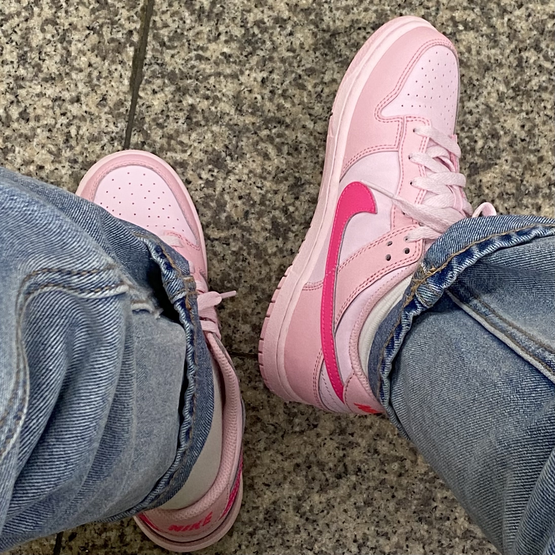(PS) Nike Dunk Low Triple Pink, (GS) Nike Dunk Low Triple Pink 착용 스타일 - 4