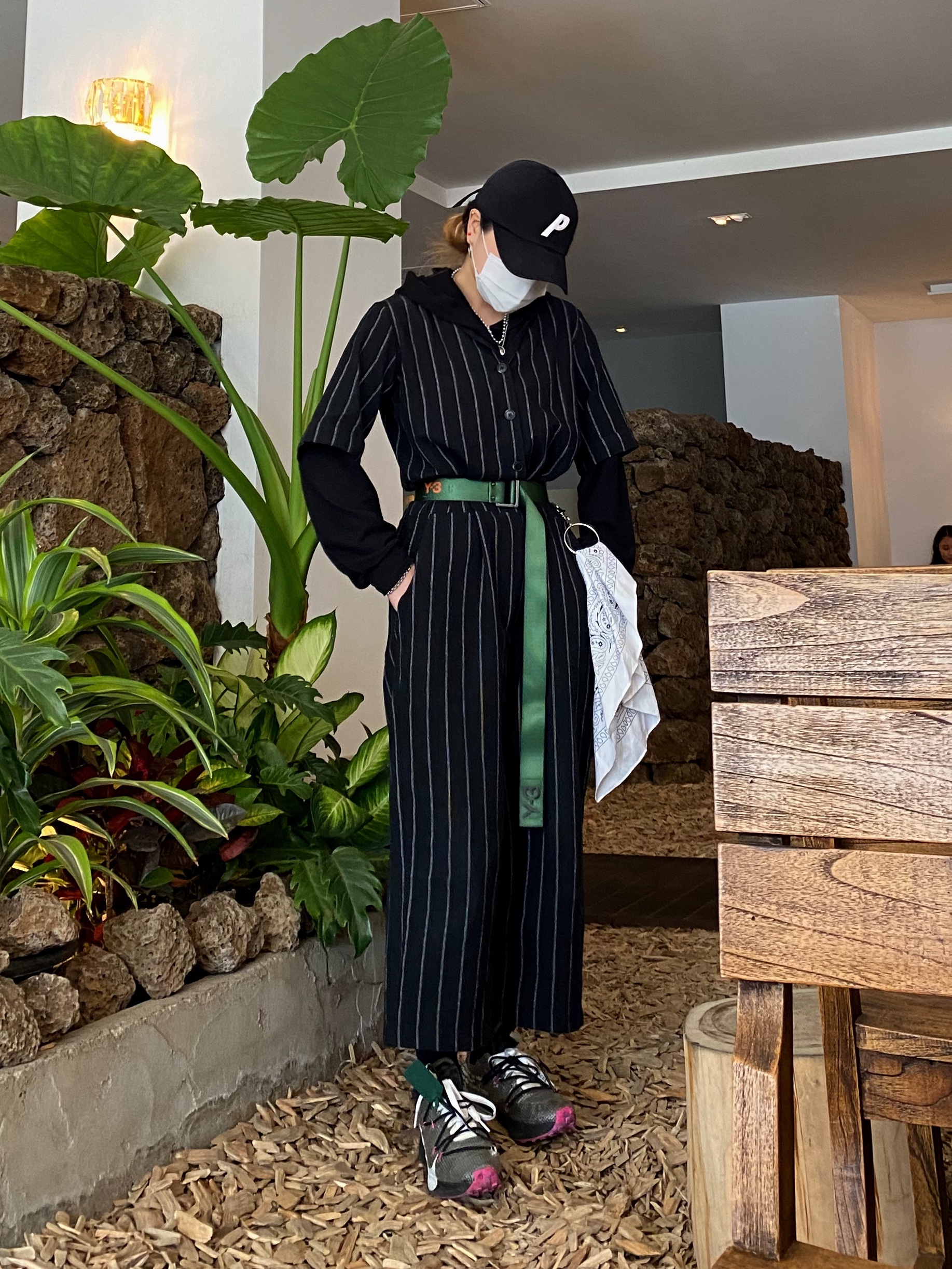 (W) Nike x Off-White Vapor Street Black Laser Fuchsia, Palace Canvas P 6-Panel Black - 21FW 착용 스타일