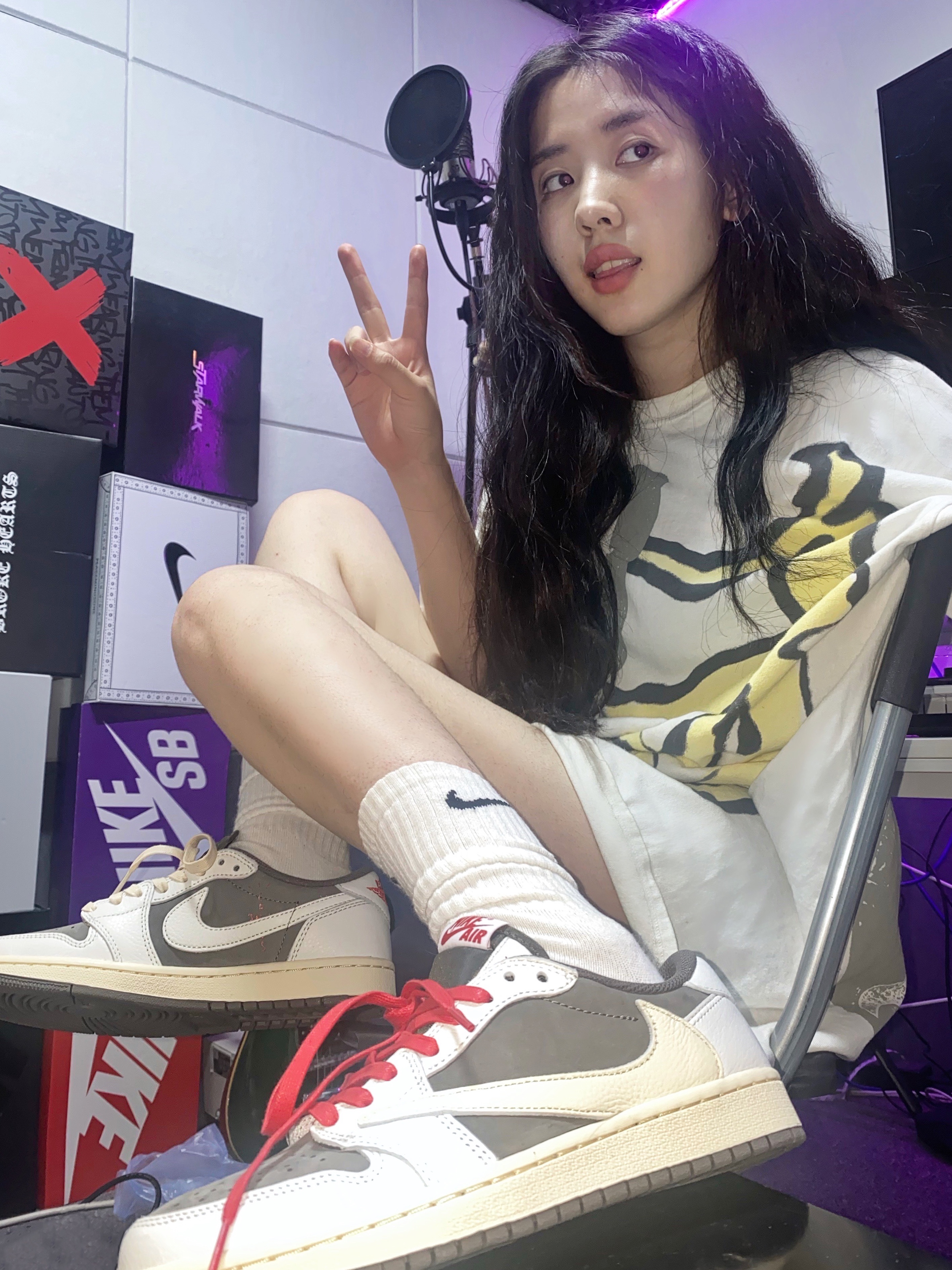 Jordan 1 x Travis Scott Retro Low OG SP Sail and Ridgerock, (PS) Jordan 1 x Travis Scott Retro Low OG SP Sail and Ridgerock 착용 스타일