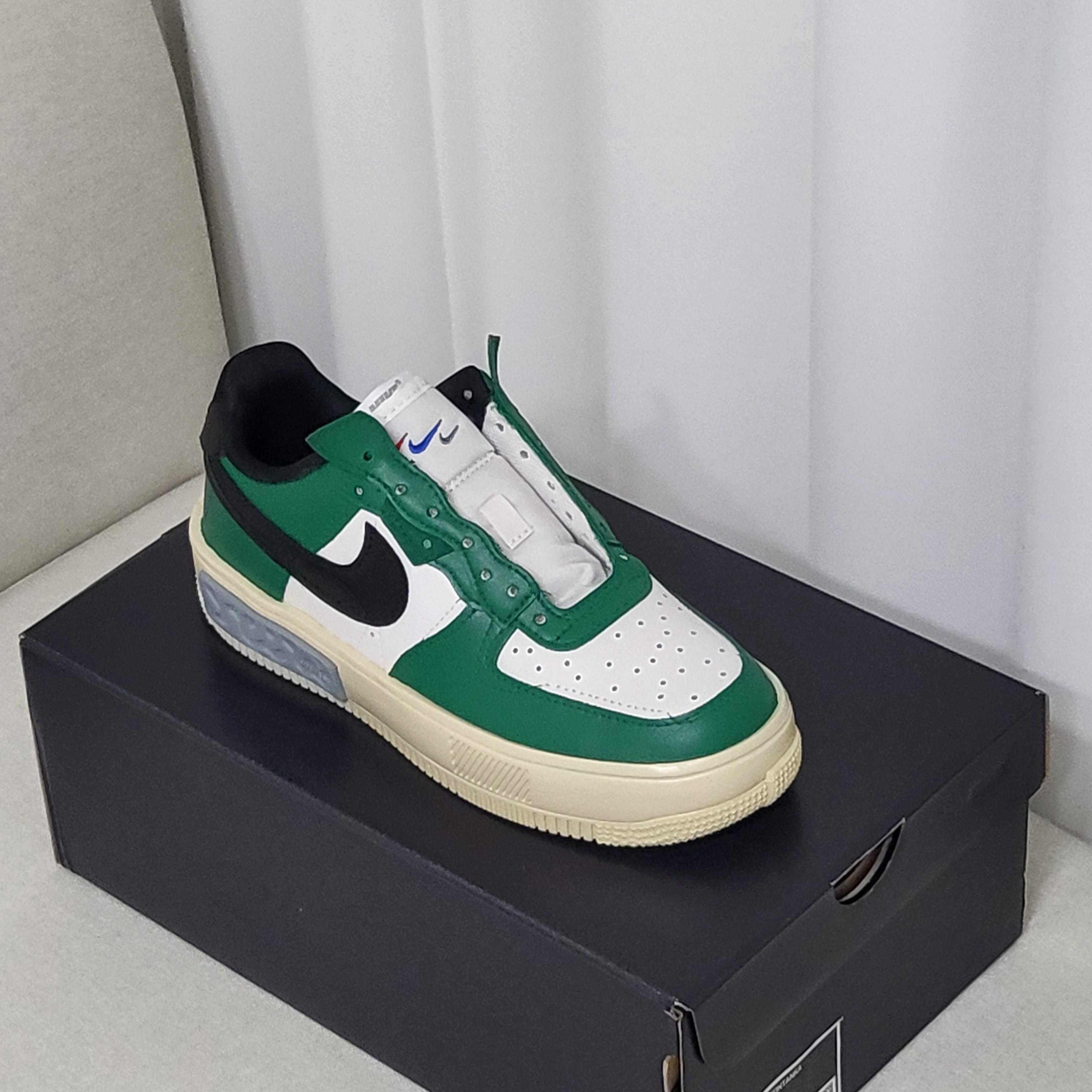 (W) Nike Air Force 1 Fontanka Phantom 착용 스타일 - 2