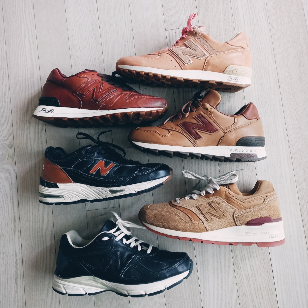 New Balance x Red Wing 997 Made in USA, New Balance 990v4 Made in USA Black 착용 스타일 - 1