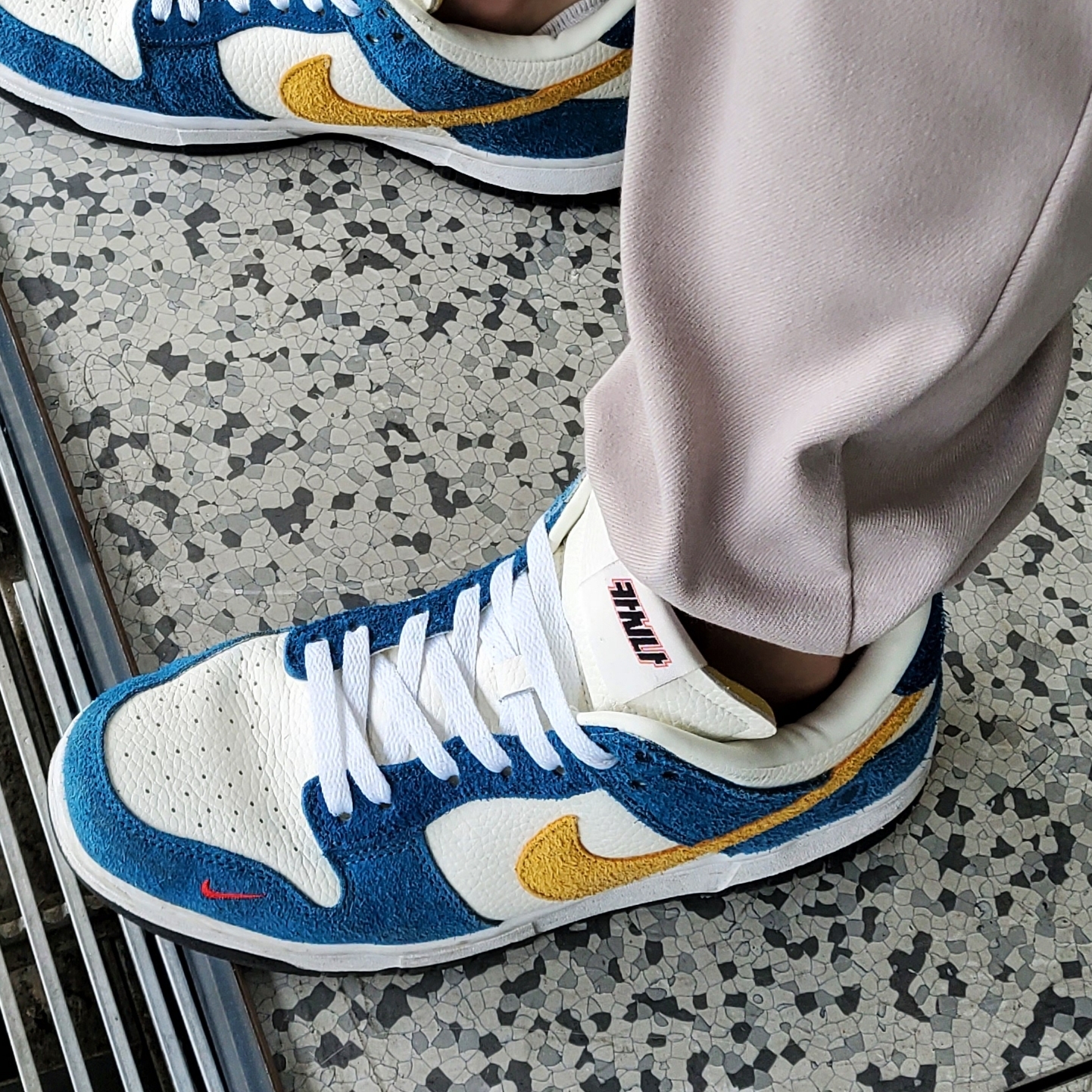 Nike x Kasina Dunk Low 80's Bus 착용 스타일 - 2