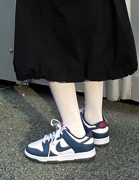 Nike Dunk Low Retro Valerian Blue 착용 스타일 - 2