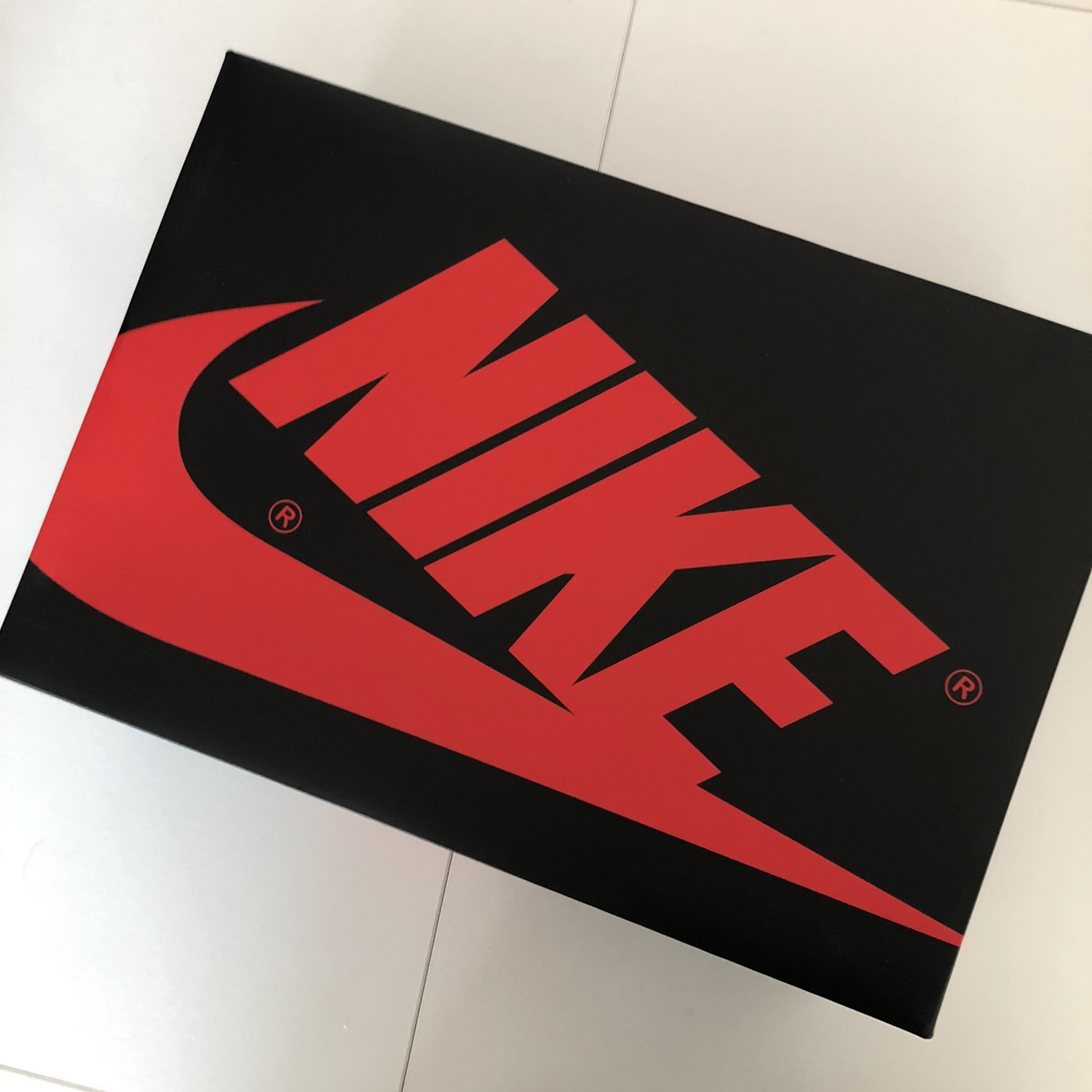 Jordan 1 Retro High OG Hyper Royal 착용 스타일 - 3