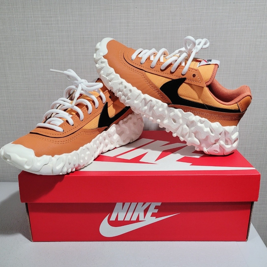 Nike Overbreak Hot Curry 착용 스타일 - 1