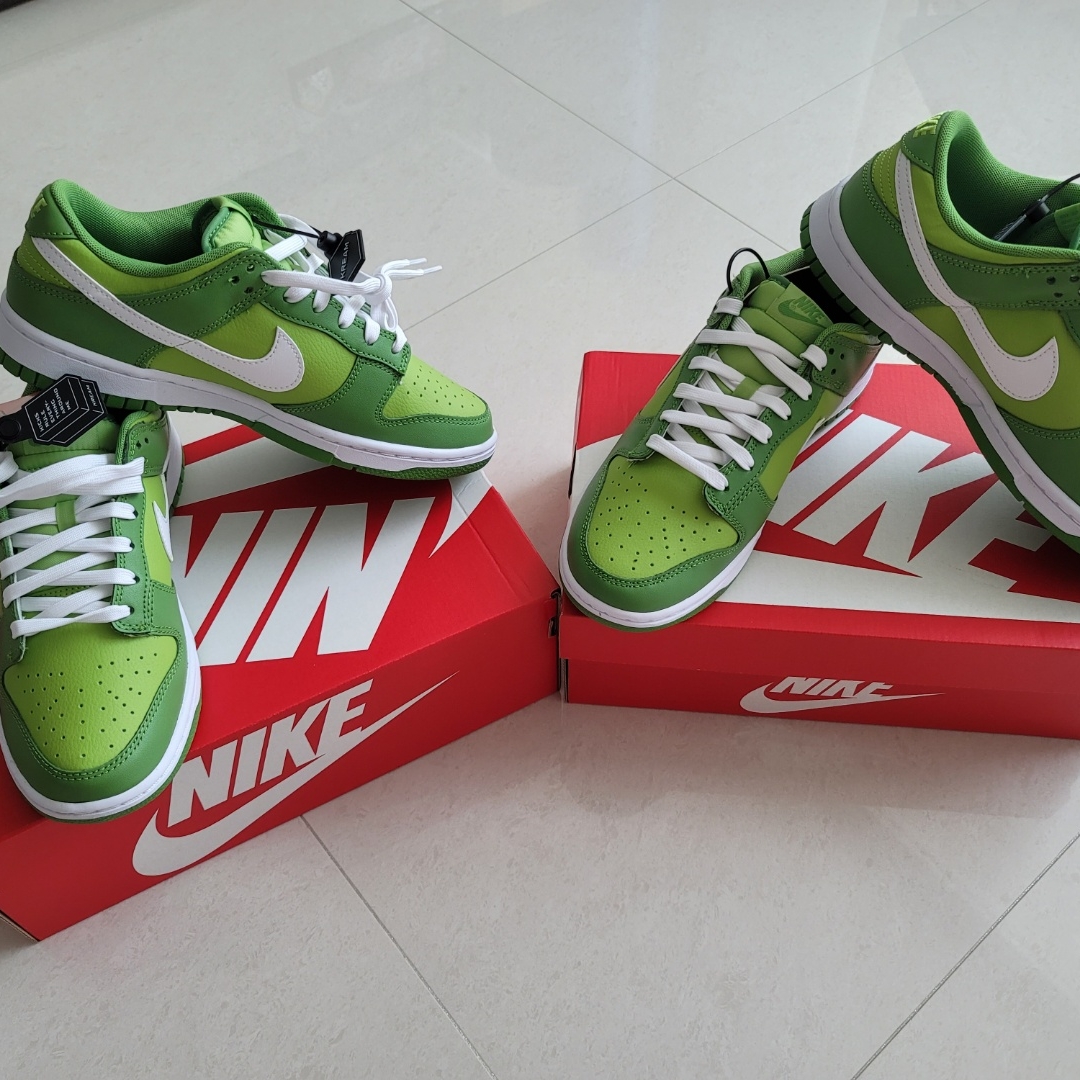 Nike Dunk Low Retro Vivid Green 착용 스타일
