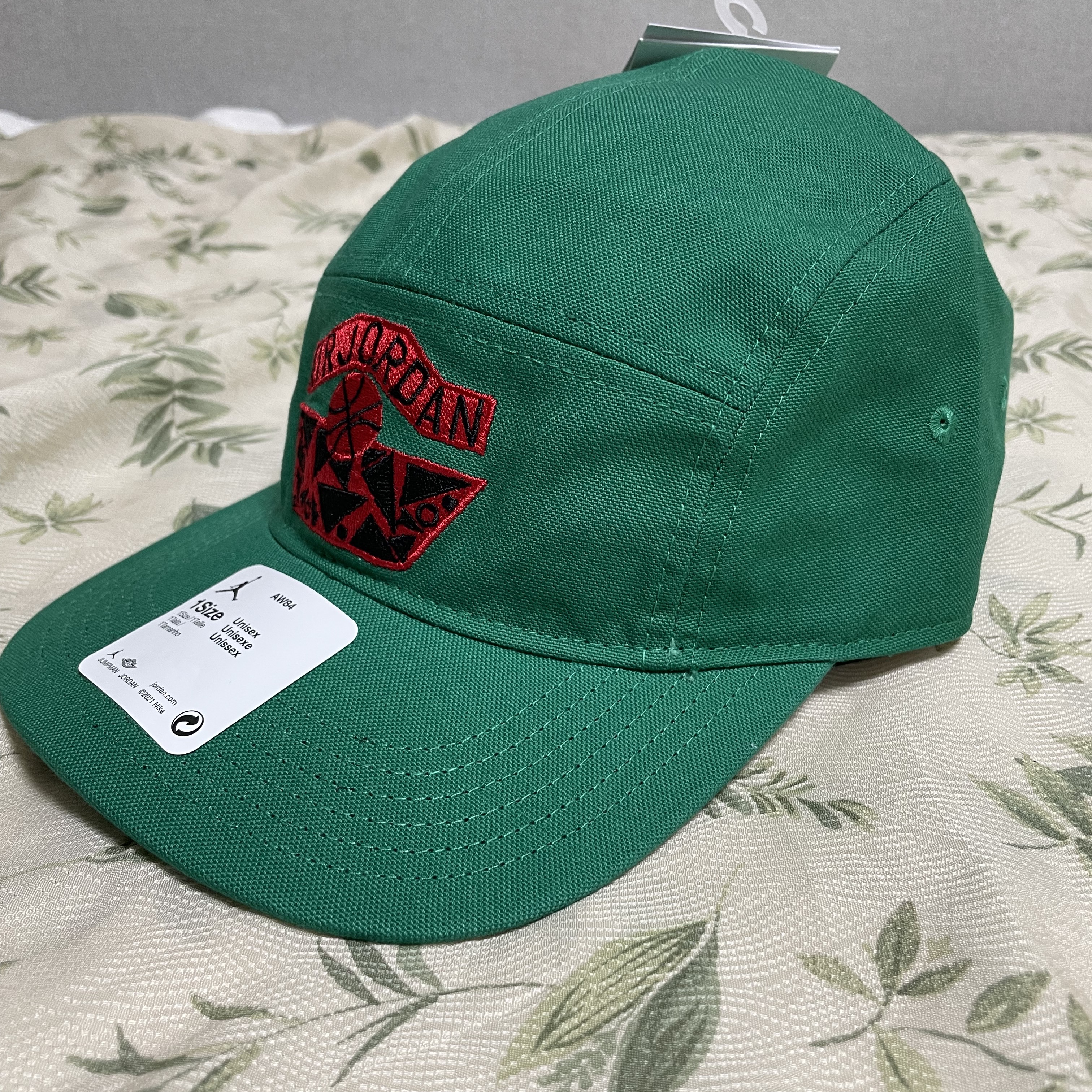 Jordan x Nina Chanel Abney AW84 Adjustable Hat Green, Porter Tanker 2Way Helmet Bag Black 착용 스타일 - 4