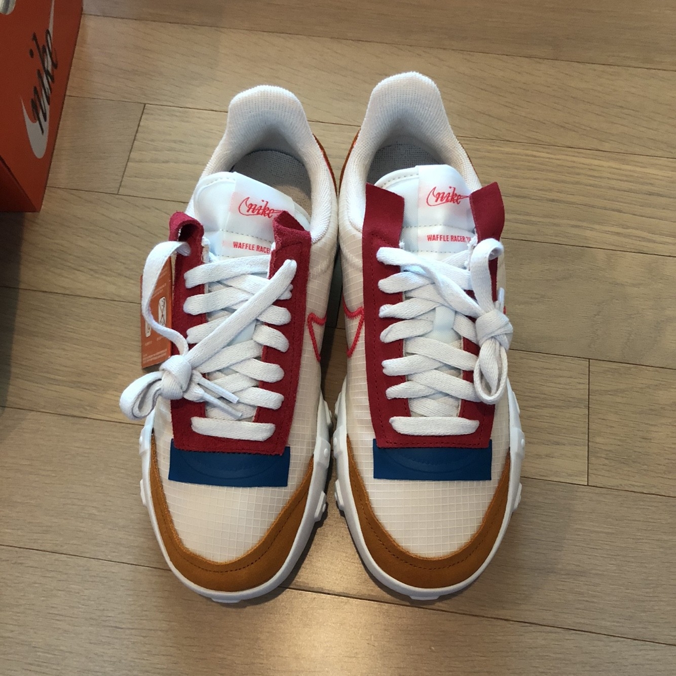 (W) Nike Waffle Racer 2X Pearl White 착용 스타일 - 1