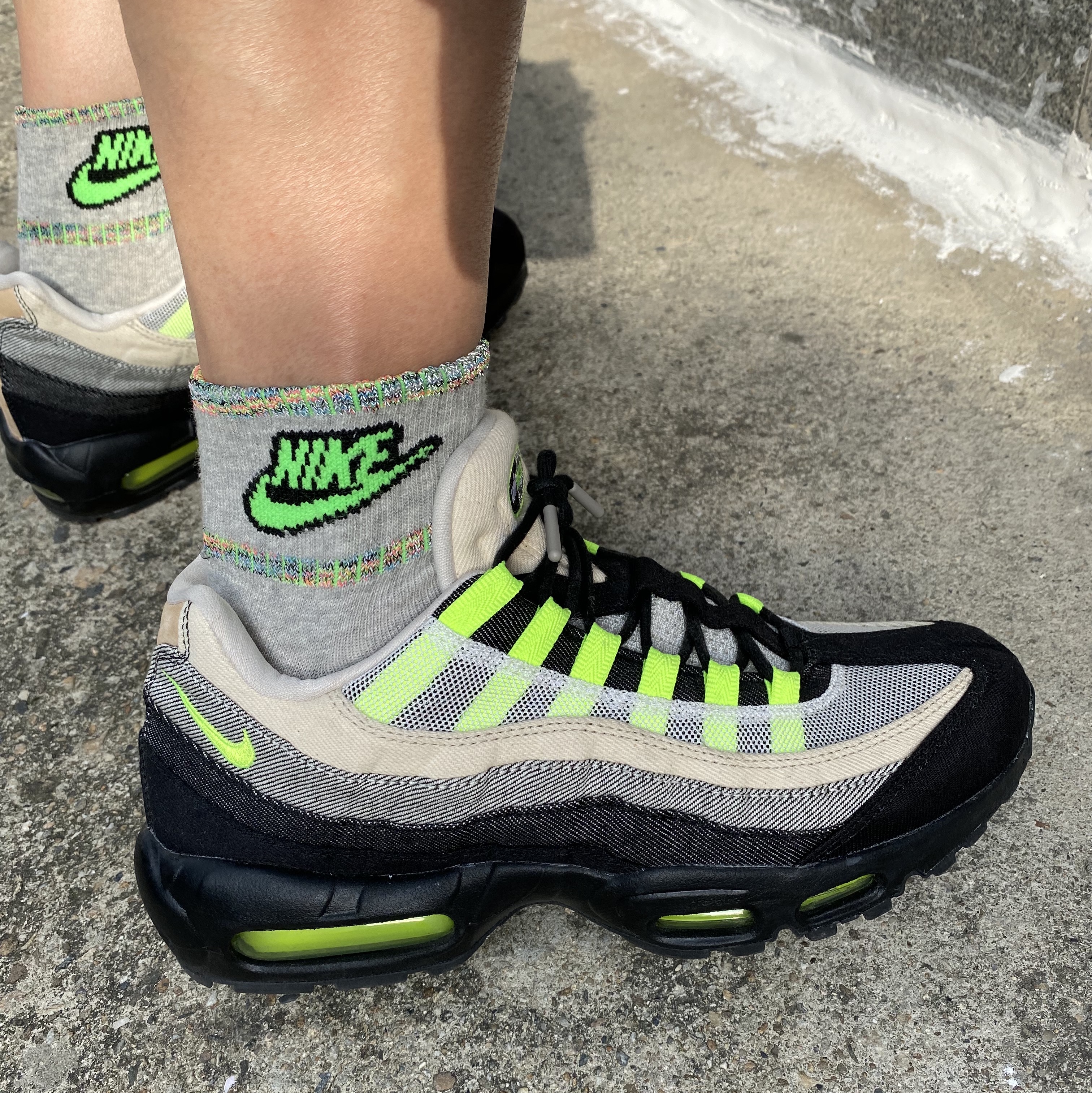 Nike x Denham Air Max 95 Volt 착용 스타일