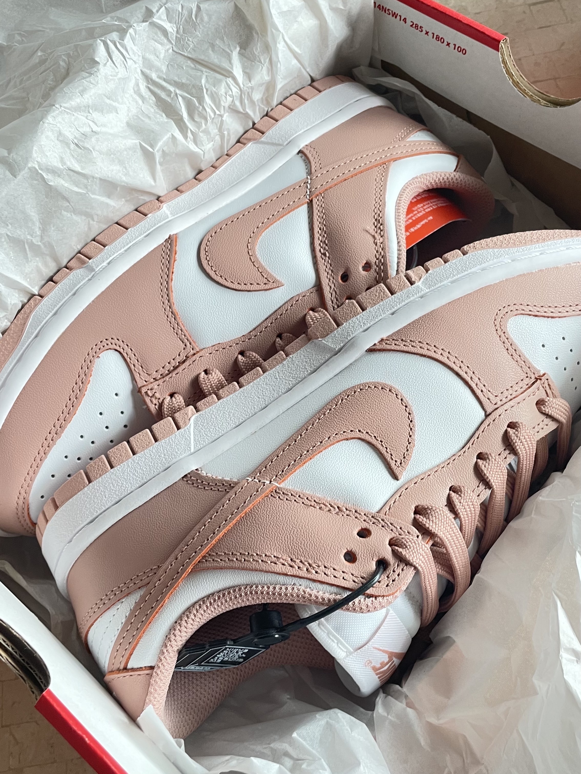 (W) Nike Dunk Low Rose Whisper 착용 스타일 - 3