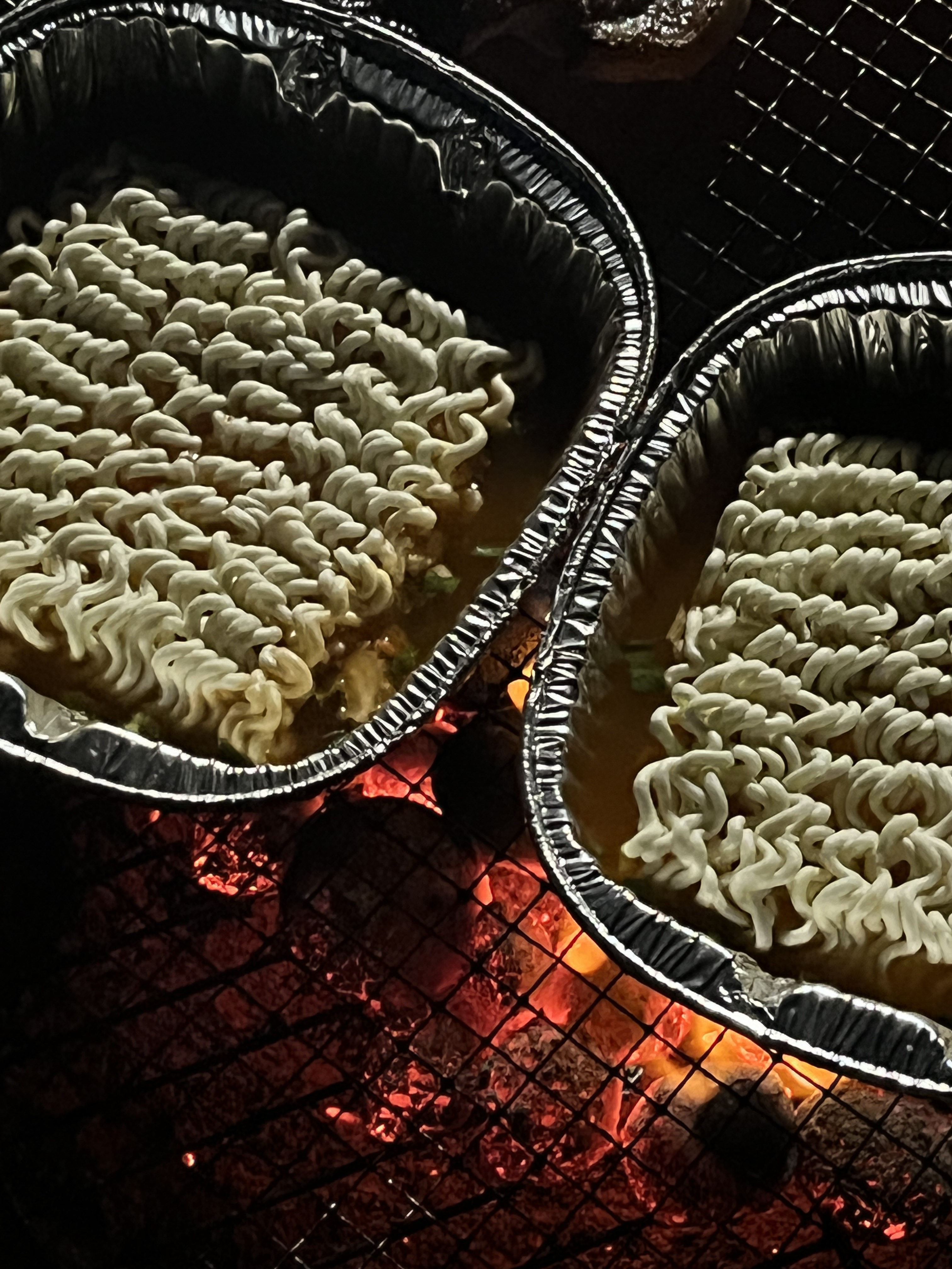 Supreme Lawn Chair Red - 20SS 착용 스타일 - 4