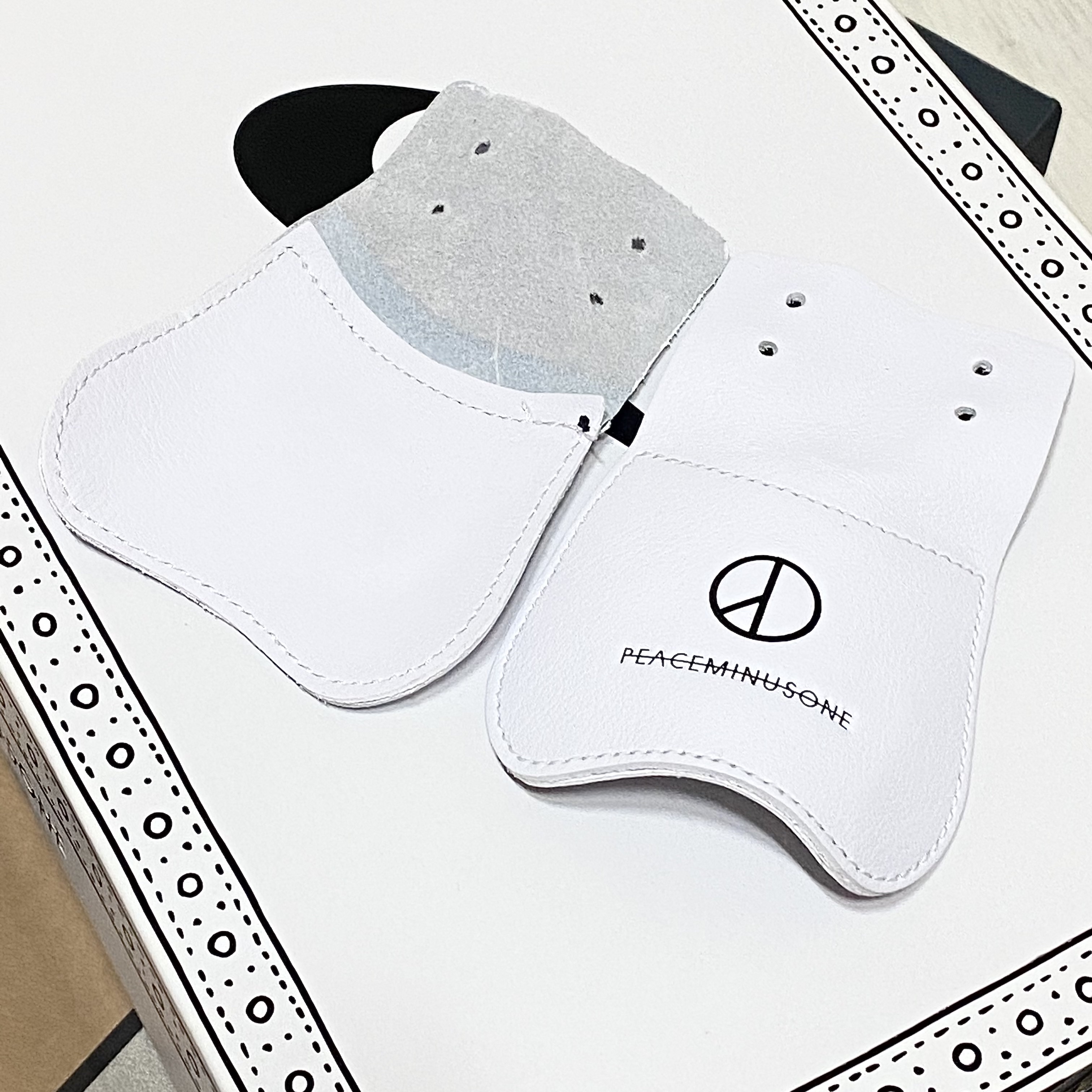 Nike x Peaceminusone Kwondo1 White 착용 스타일 - 4