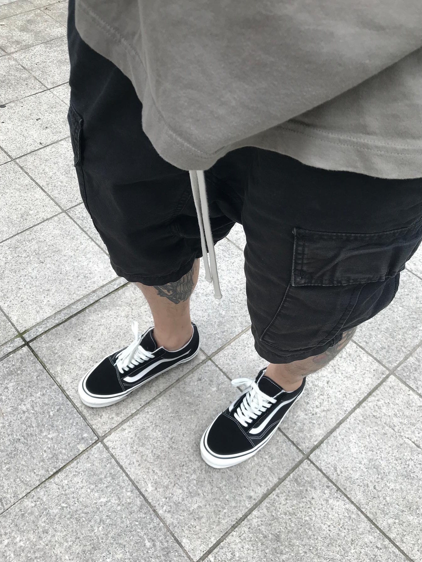 Vans Vault x CDG OG Old Skool LX Side Wall 착용 스타일 - 1