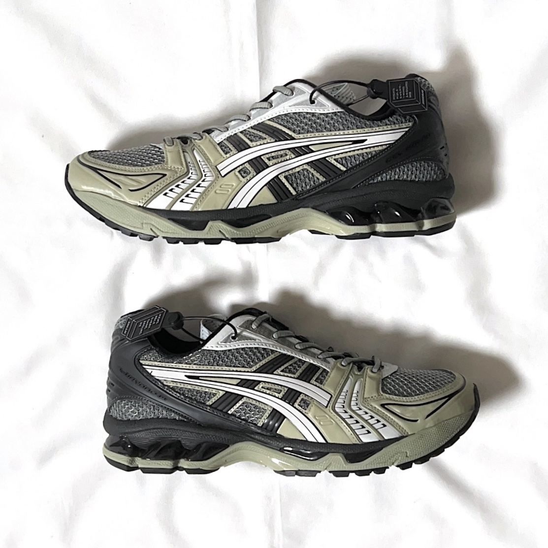 Asics UB1-S Gel-Kayano 14 Piedmont Grey 착용 스타일