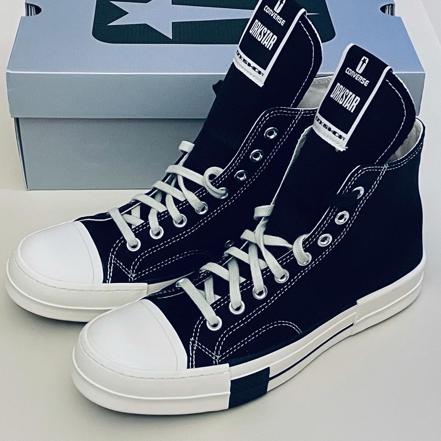 Converse x Drkshdw Drkstr Chuck 70 High Black 착용 스타일 - 1