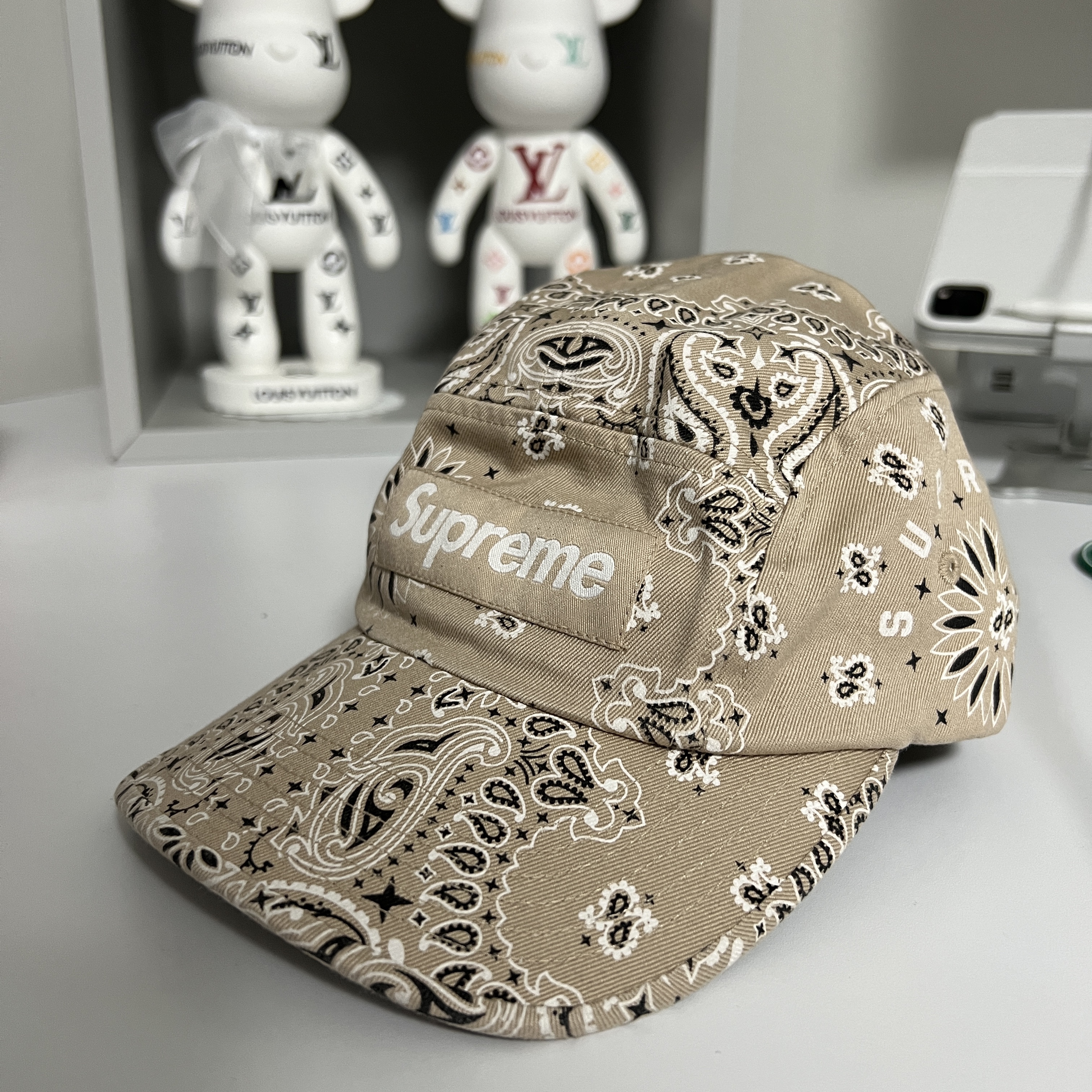 Supreme Bandana Camp Cap Tan - 21SS 착용 스타일