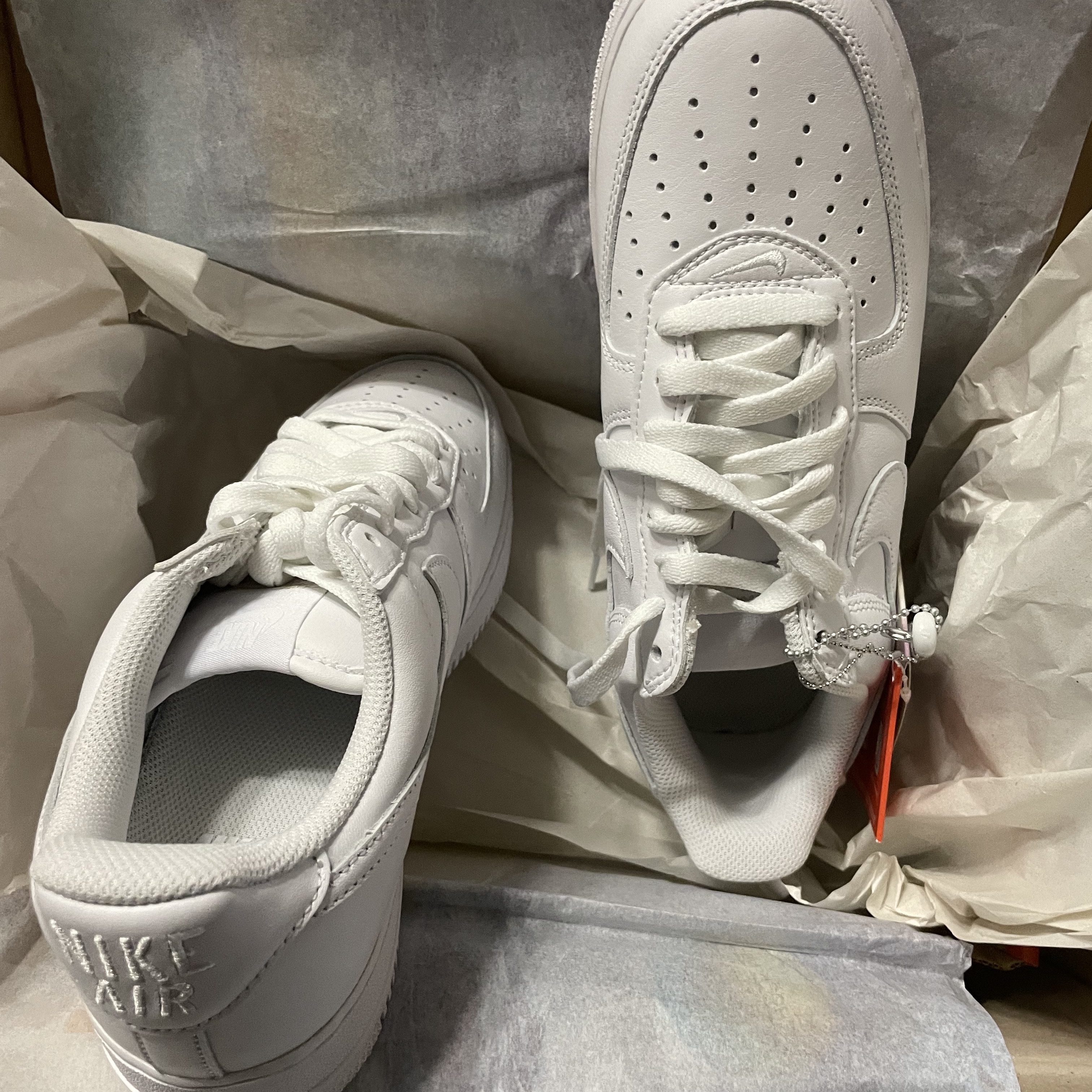 Nike Air Force 1 Low Retro Color of the Month White 착용 스타일 - 5