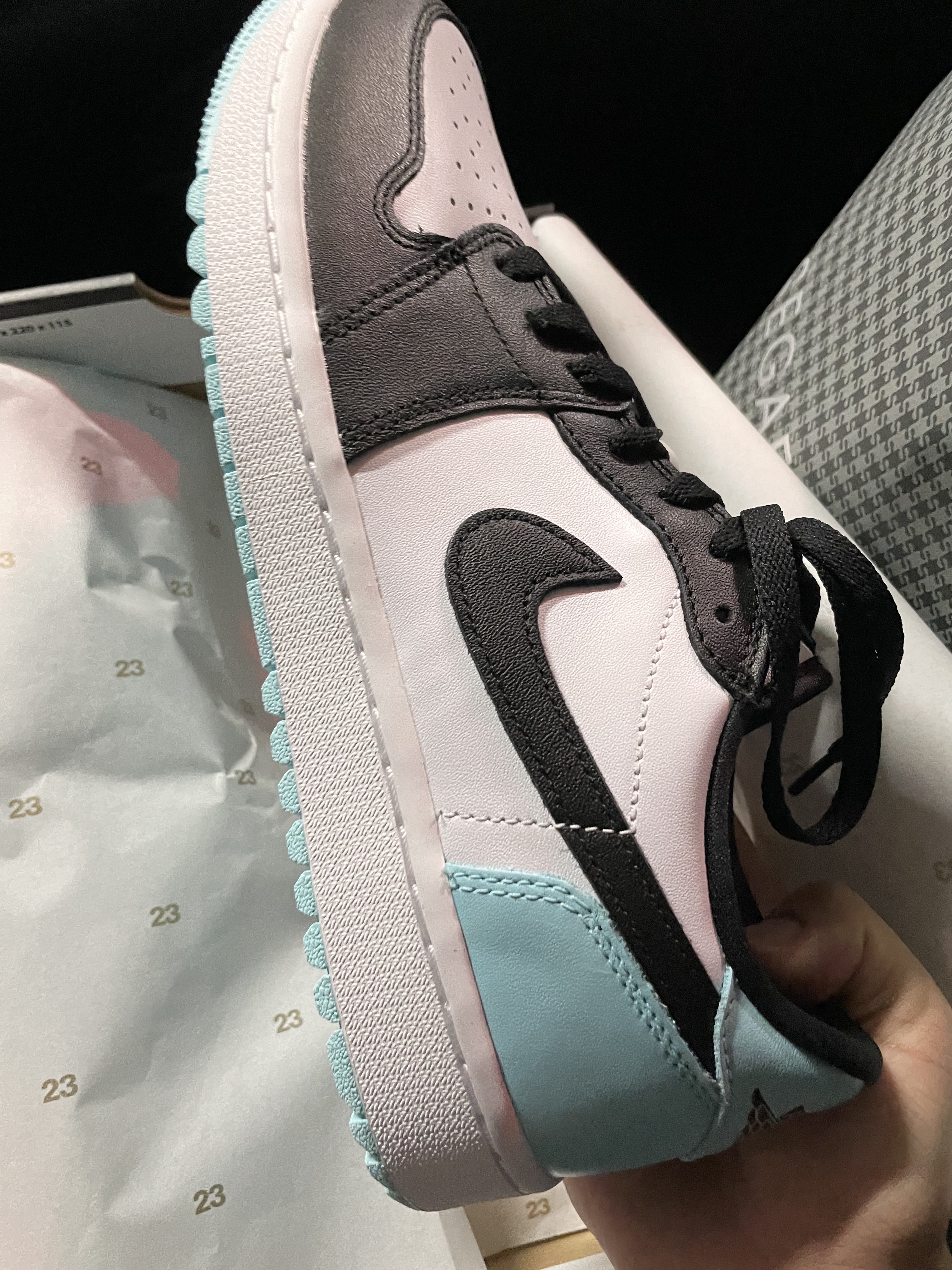 Jordan 1 Low Golf Copa 착용 스타일