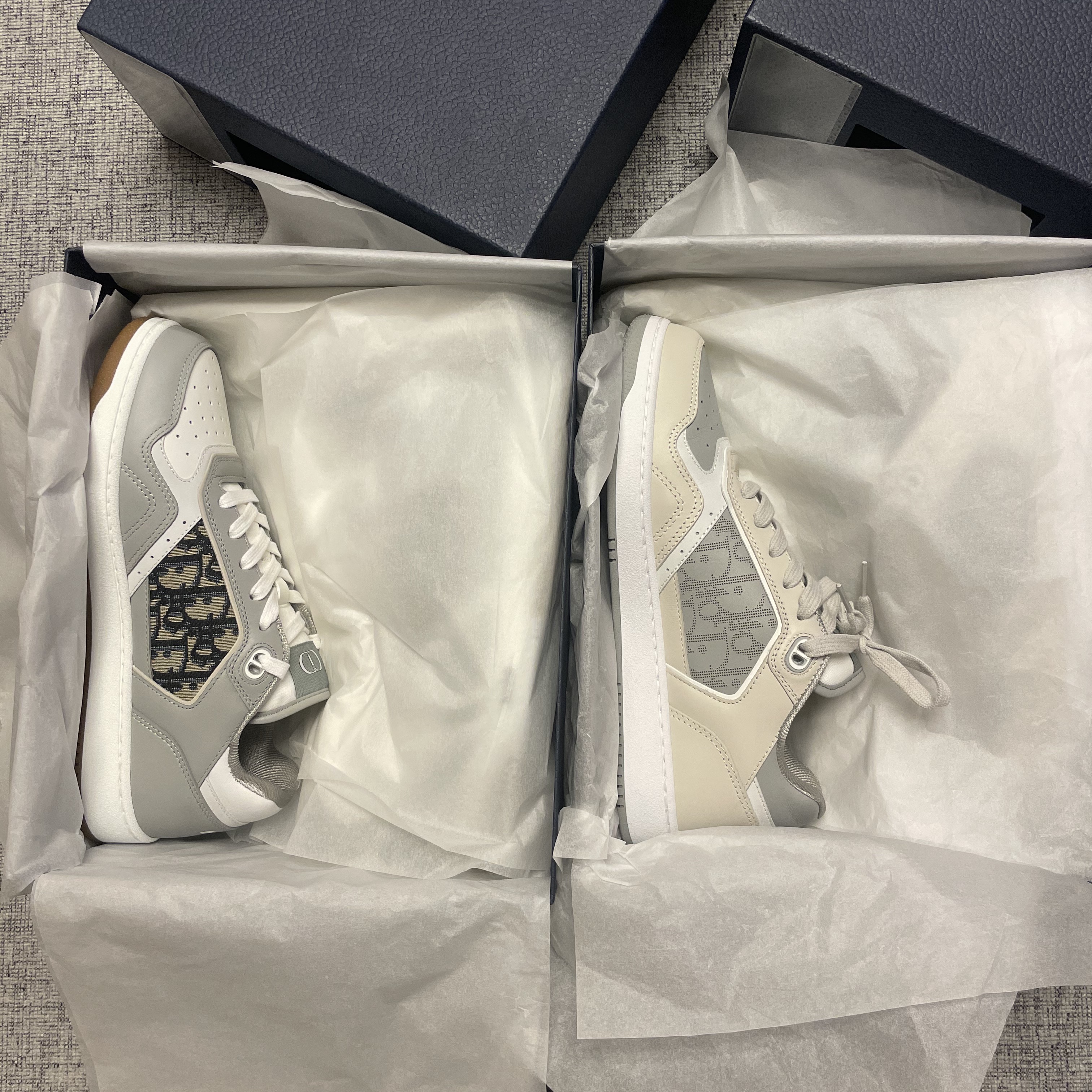 Dior B27 Low-Top Sneakers Gray 착용 스타일 - 3