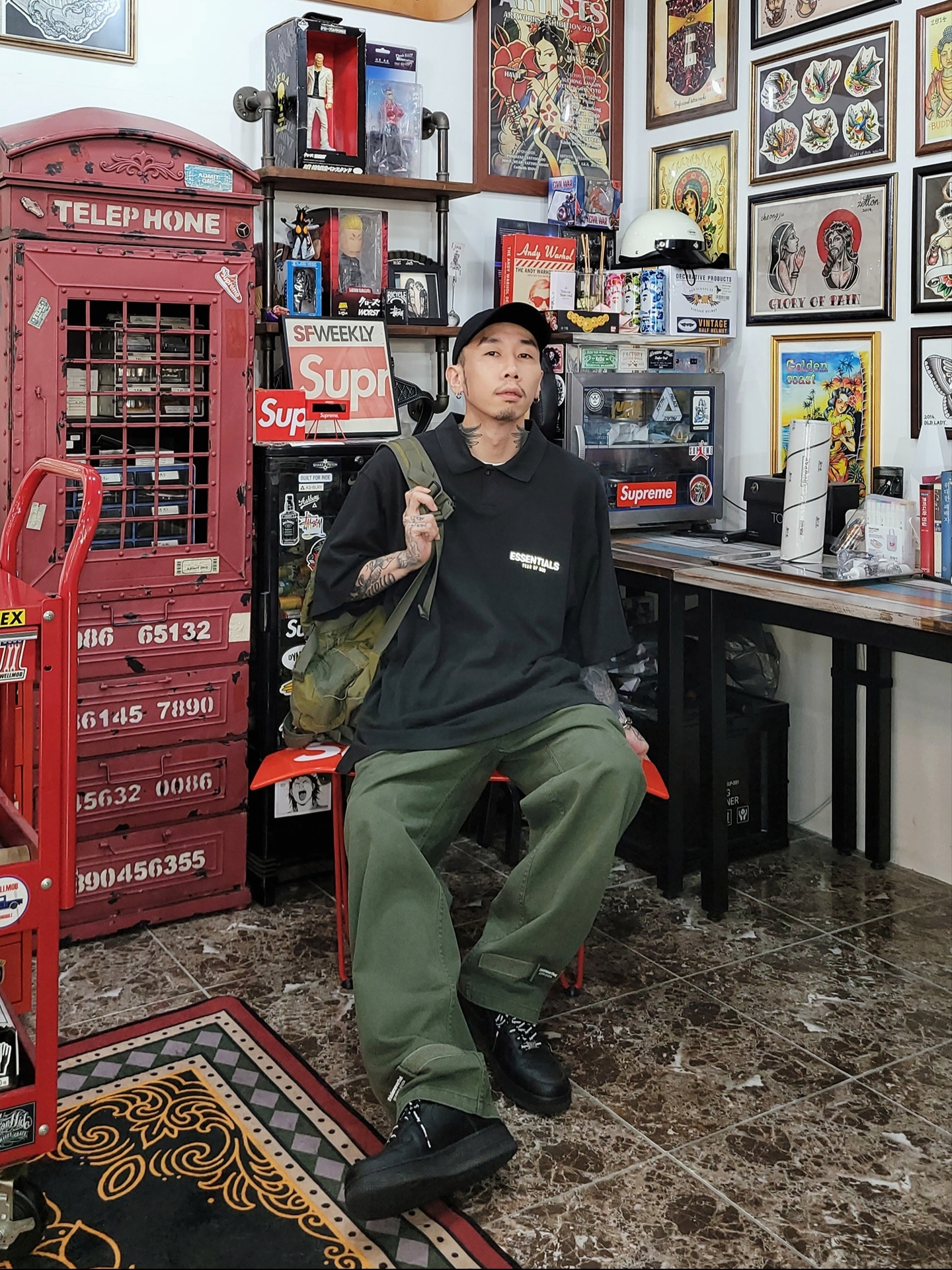 Supreme x Comme des Garcons Junya Watanabe Man Patchwork Backpack Olive - 21FW, Essentials The Core Collection Short Sleeve Polo Black 착용 스타일 - 1