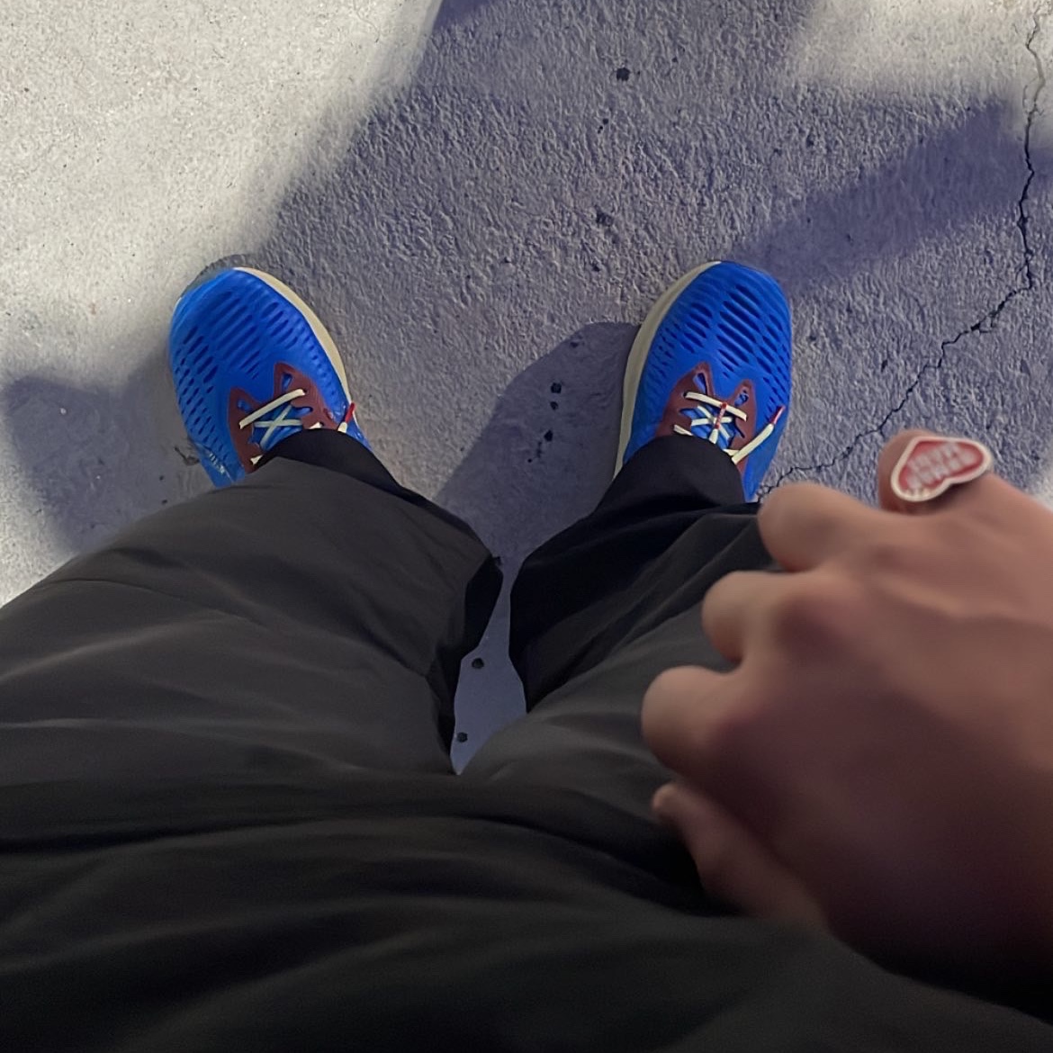 Asics x Affix Works Novablast Blue Coast, Human Made Heart Ring Red 착용 스타일 - 3