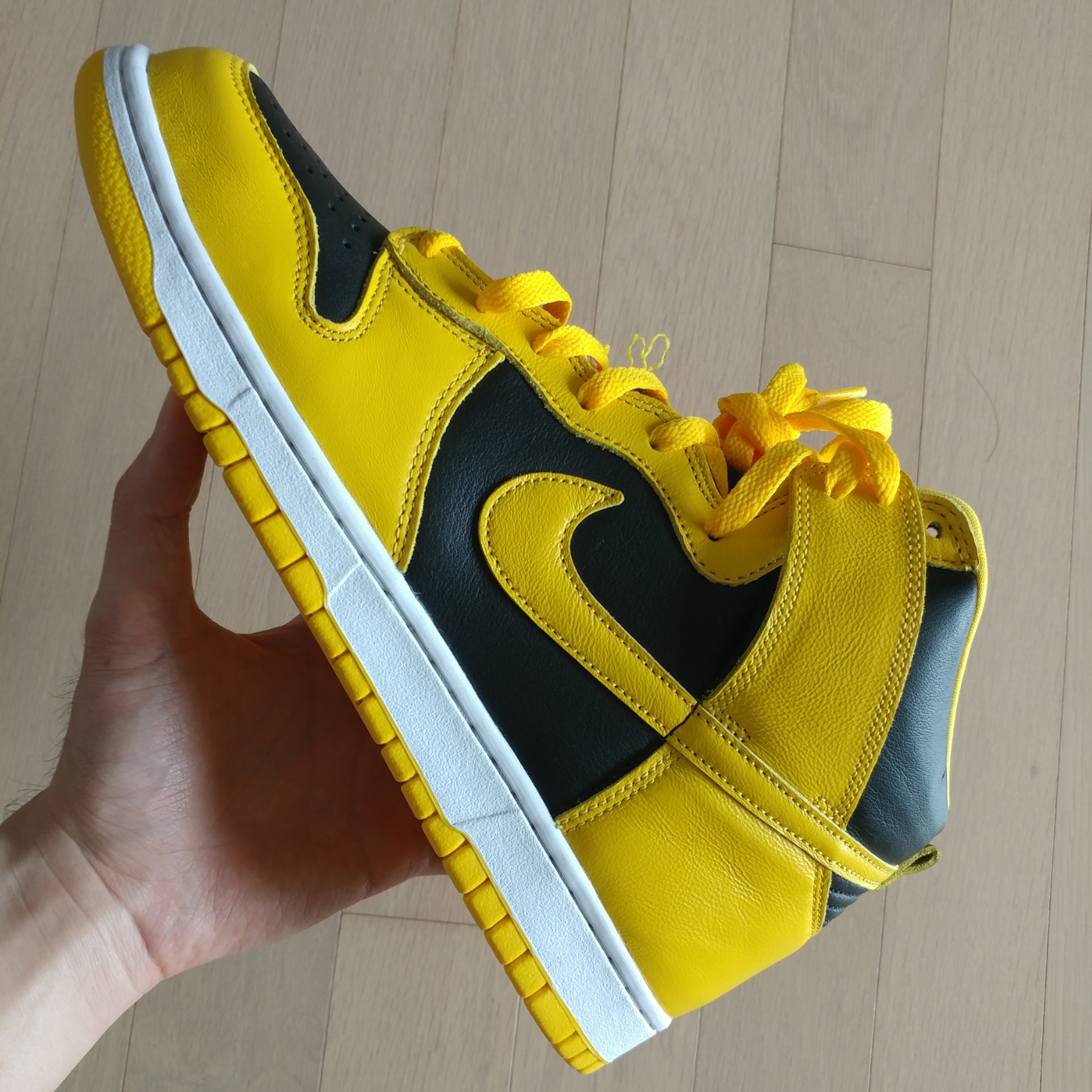 Nike Dunk High SP Varsity Maize 착용 스타일 - 2