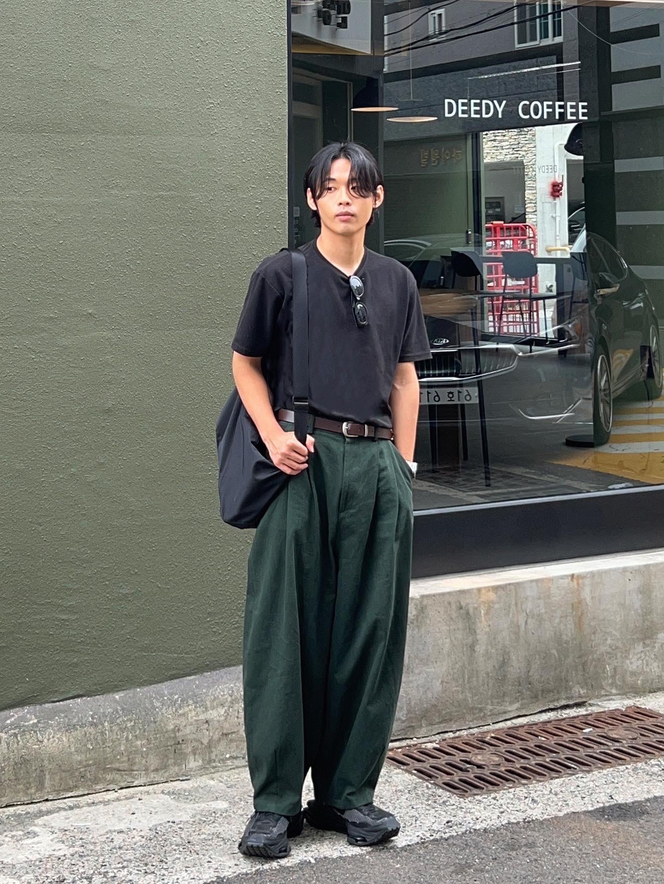 Nike x Matthew M Williams Zoom 004 Triple Black 착용 스타일 - 2
