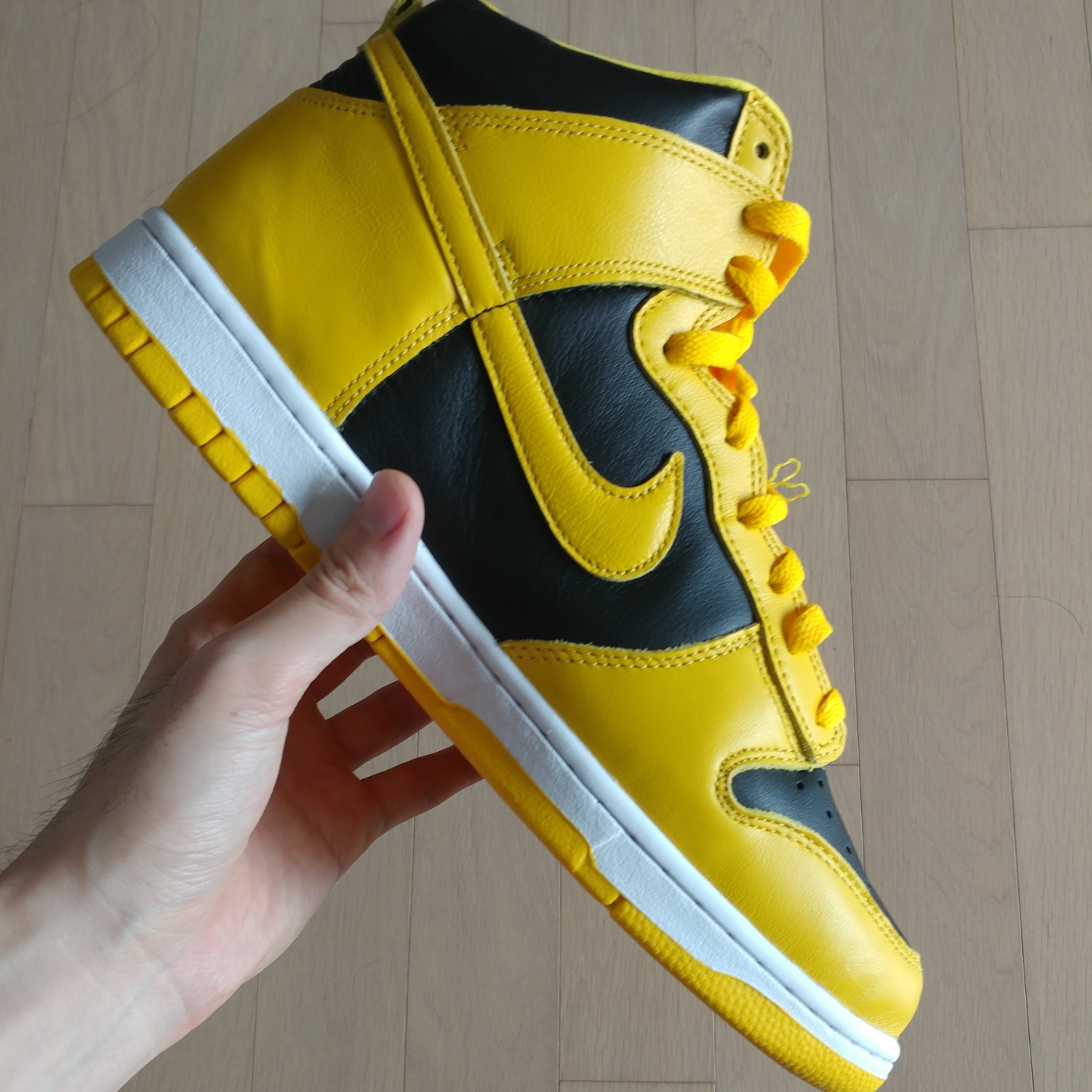 Nike Dunk High SP Varsity Maize 착용 스타일 - 1