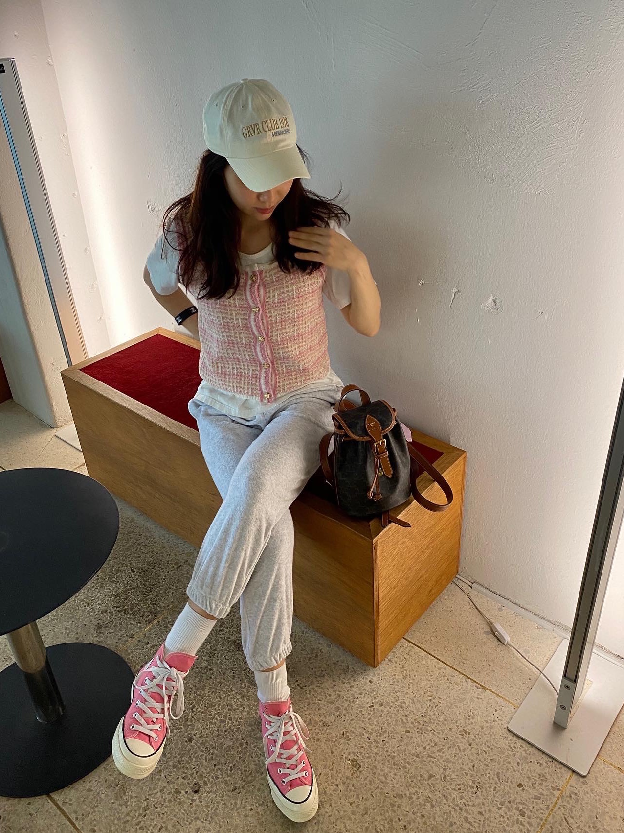 Converse Chuck 70 High Vintage Canvas Pink 착용 스타일 - 2