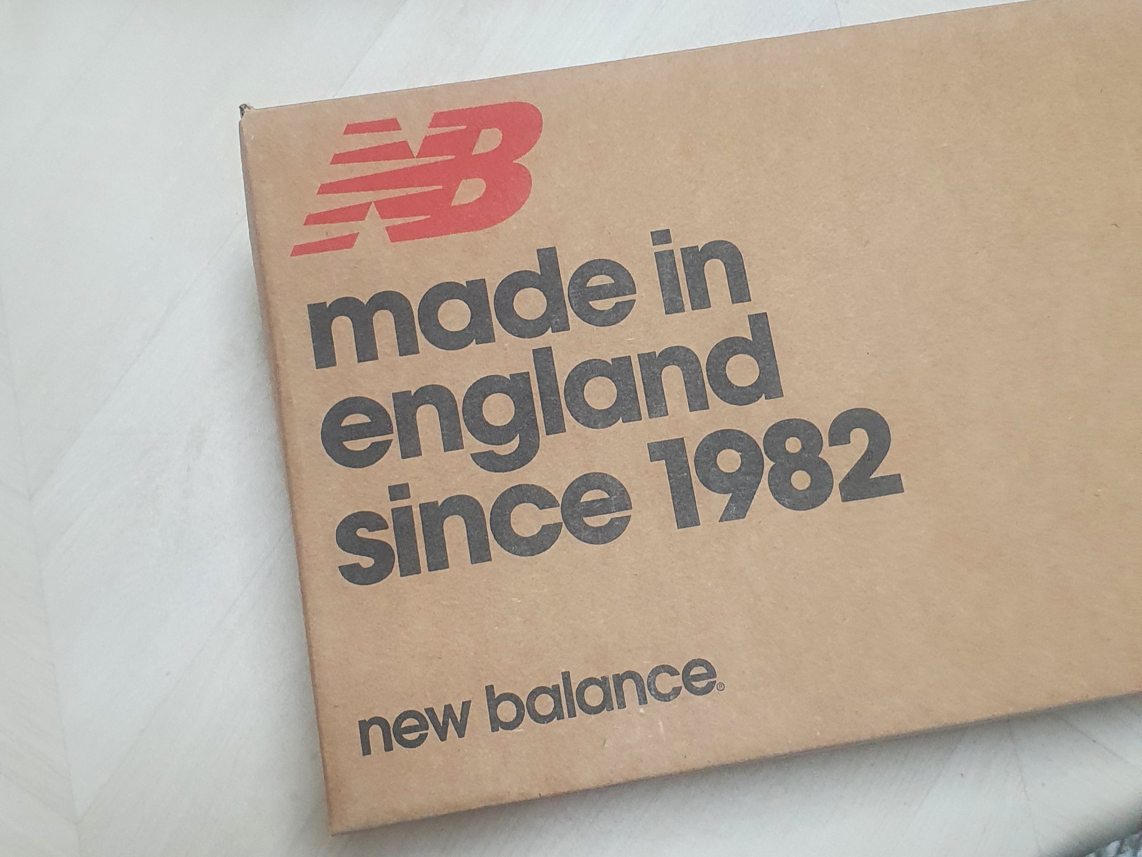 New Balance 991 Made in UK Grey, New Balance 992 Made in USA Grey - D Standard 착용 스타일 - 1