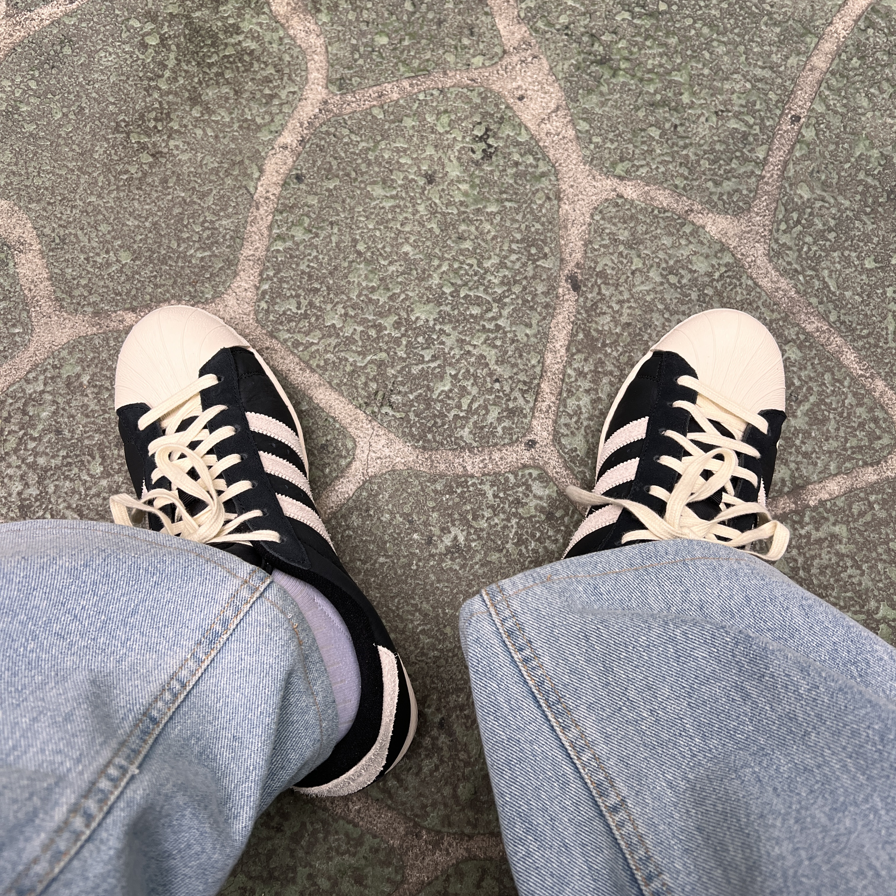Adidas Superstar 82 Black White ์ฐฉ์ฉ ์คํ์ผ - 1