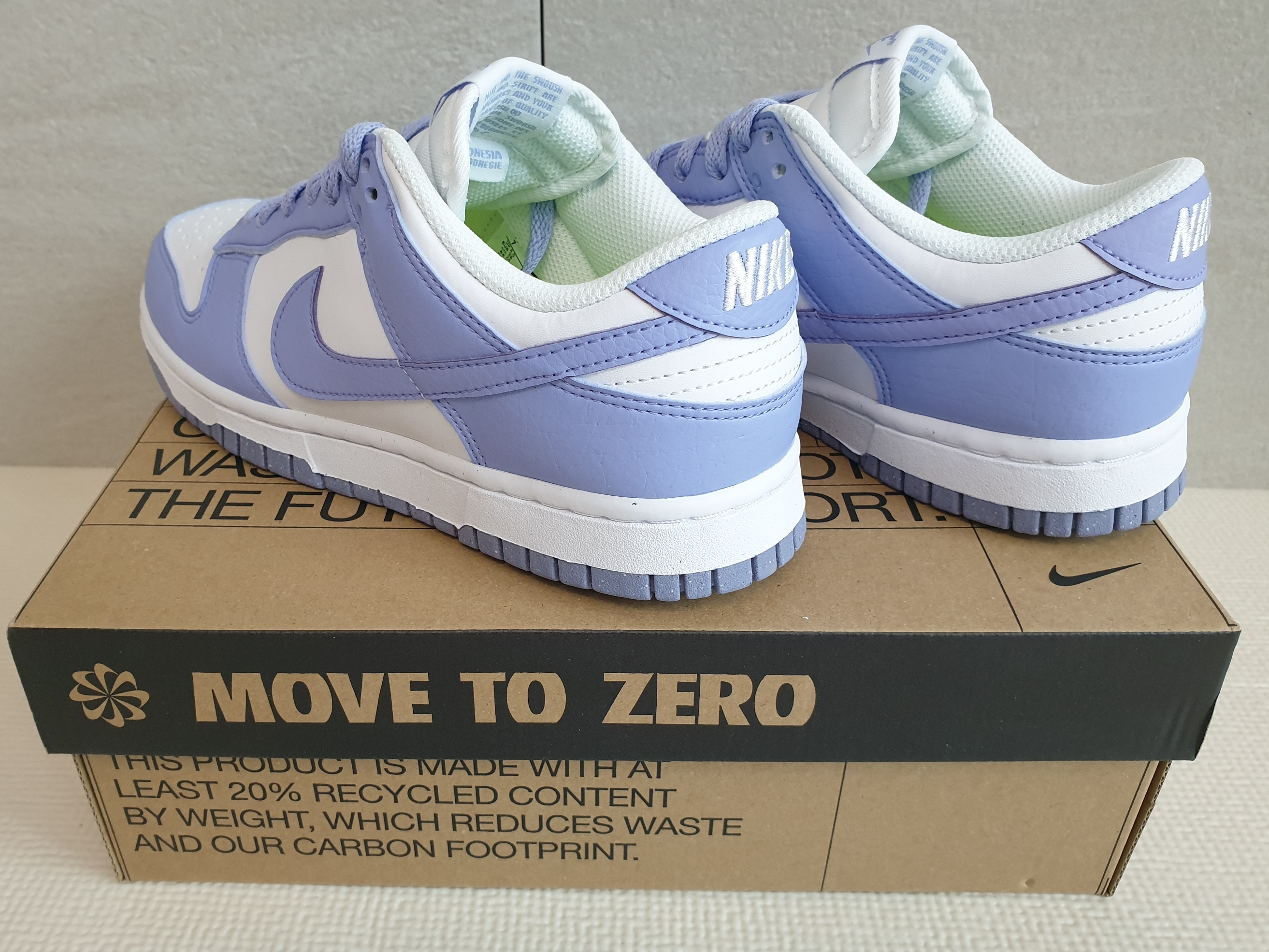 (W) Nike Dunk Low Next Nature Lilac 착용 스타일 - 2