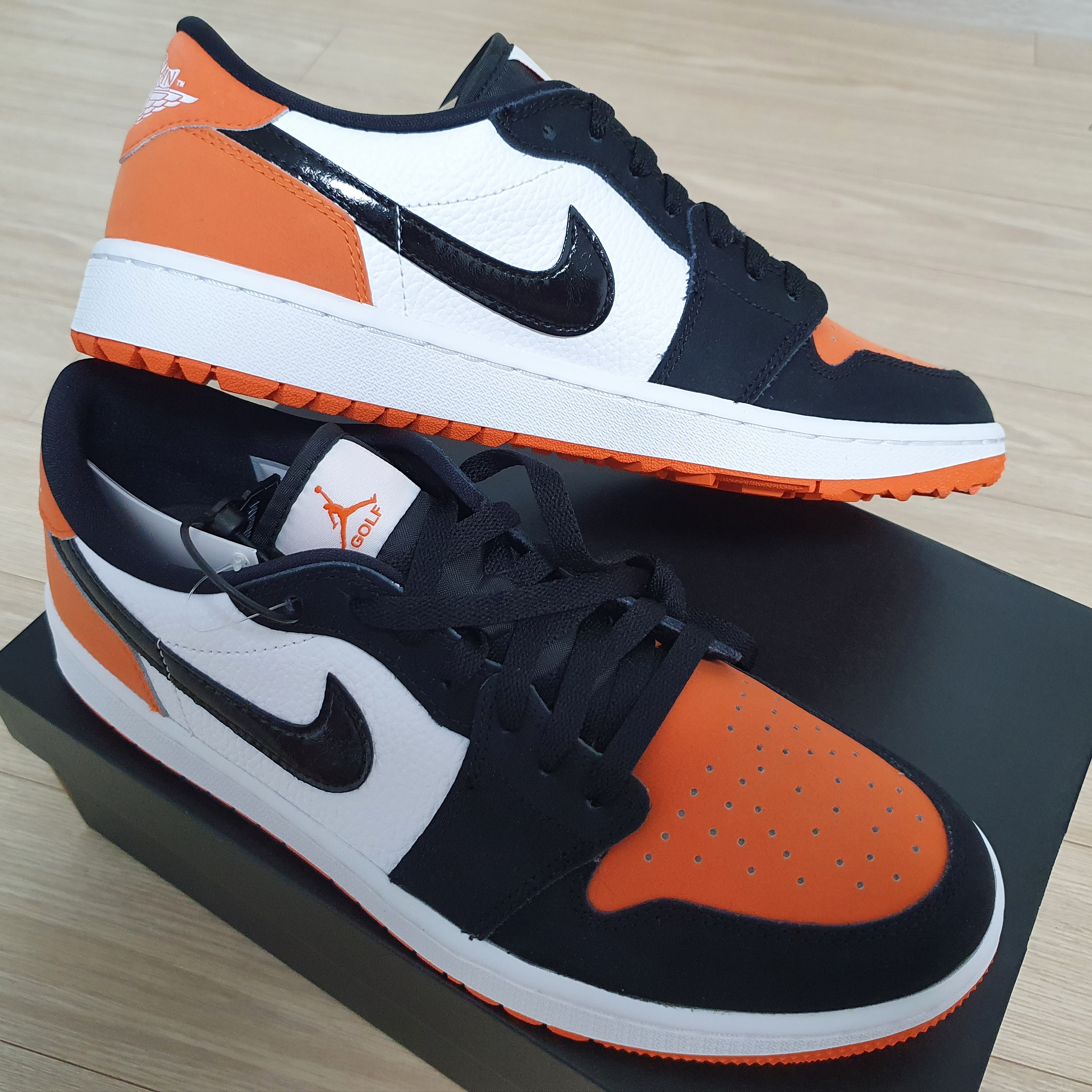 Jordan 1 Low Golf Starfish 착용 스타일