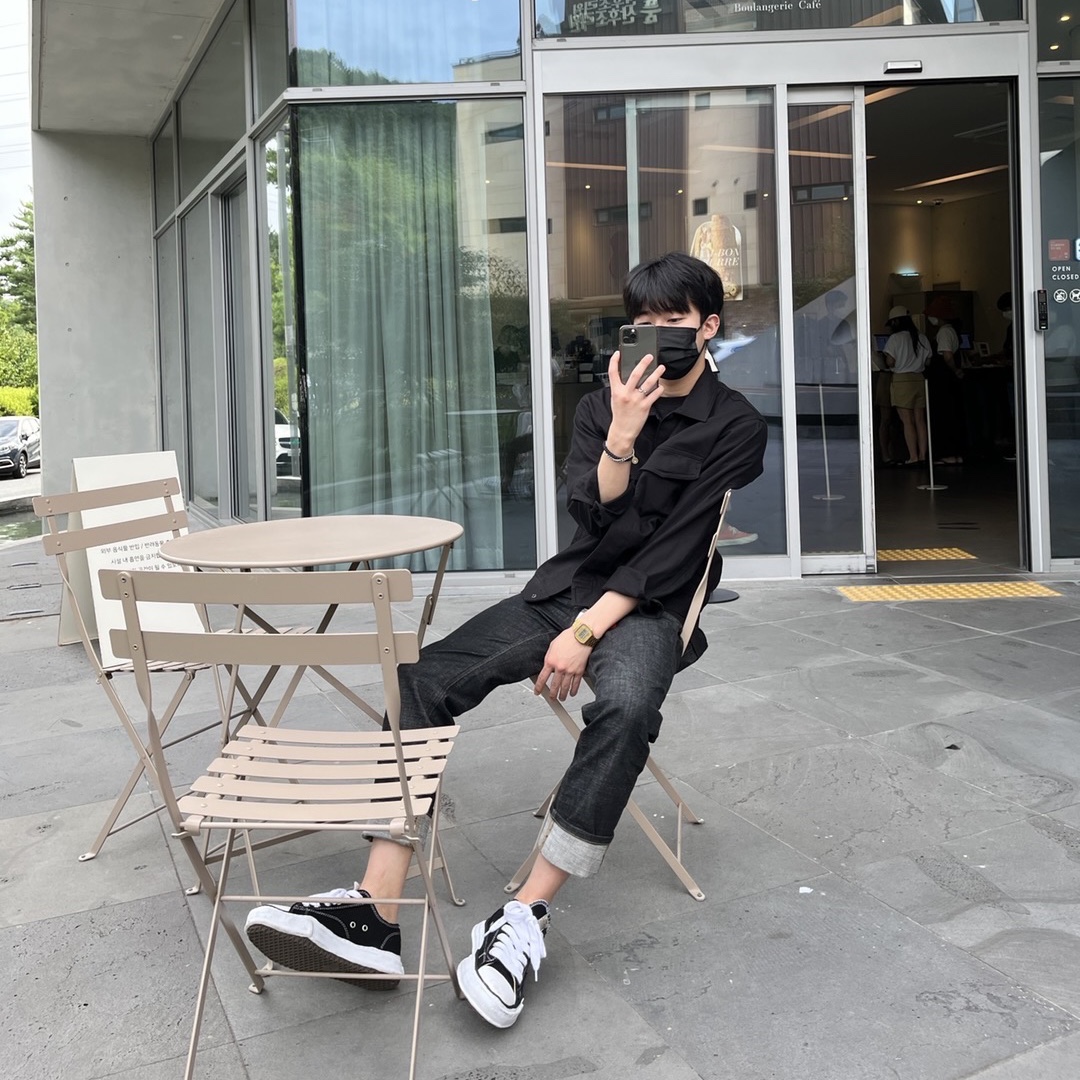 Maison Mihara Yasuhiro Peterson OG Sole Canvas Low Sneakers Black 착용 스타일 - 1