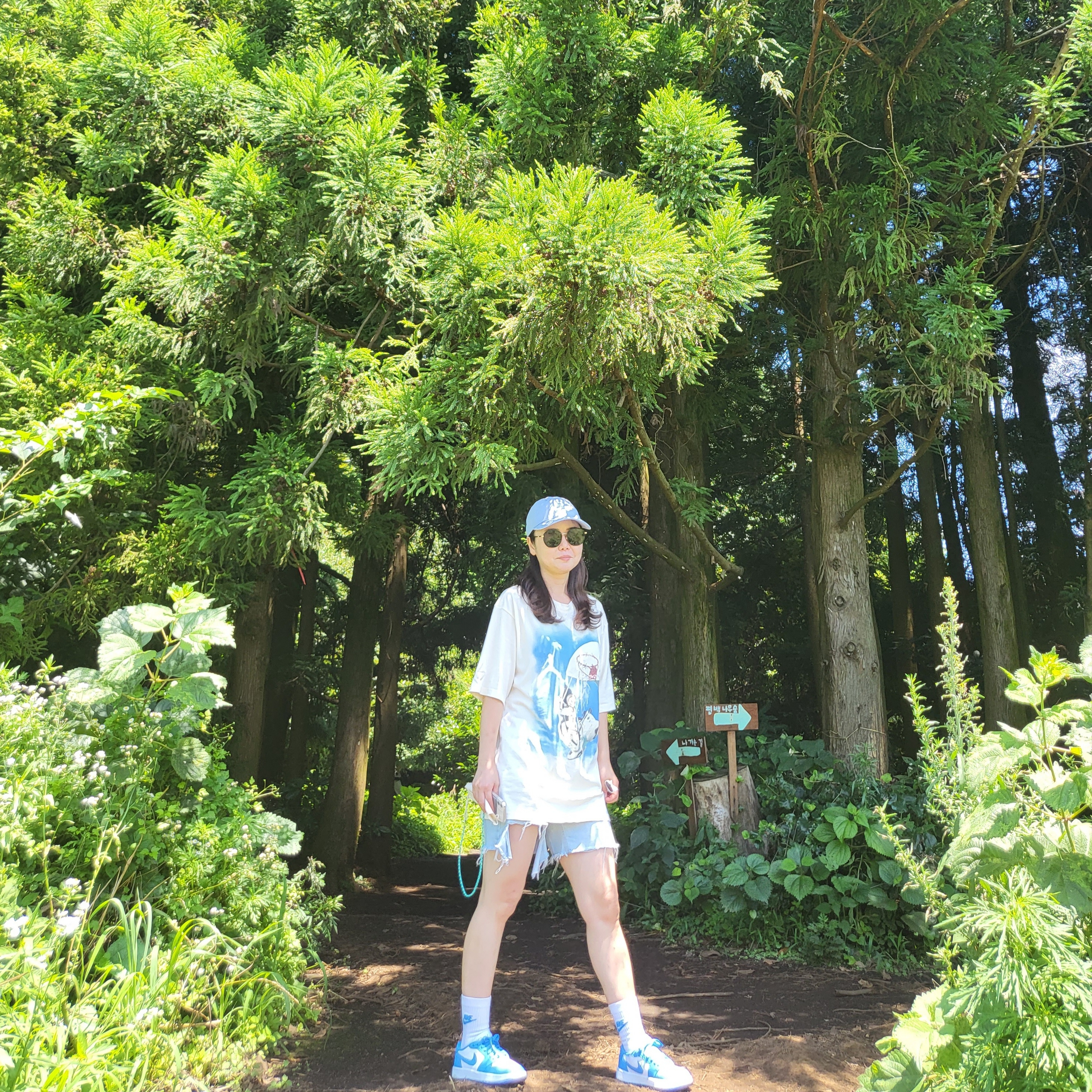 Nike Heritage 86 Futura Washed Cap Light Dew, Jordan x Russell Westbrook Honor the Gift T-Shirt - US/EU 착용 스타일 - 4