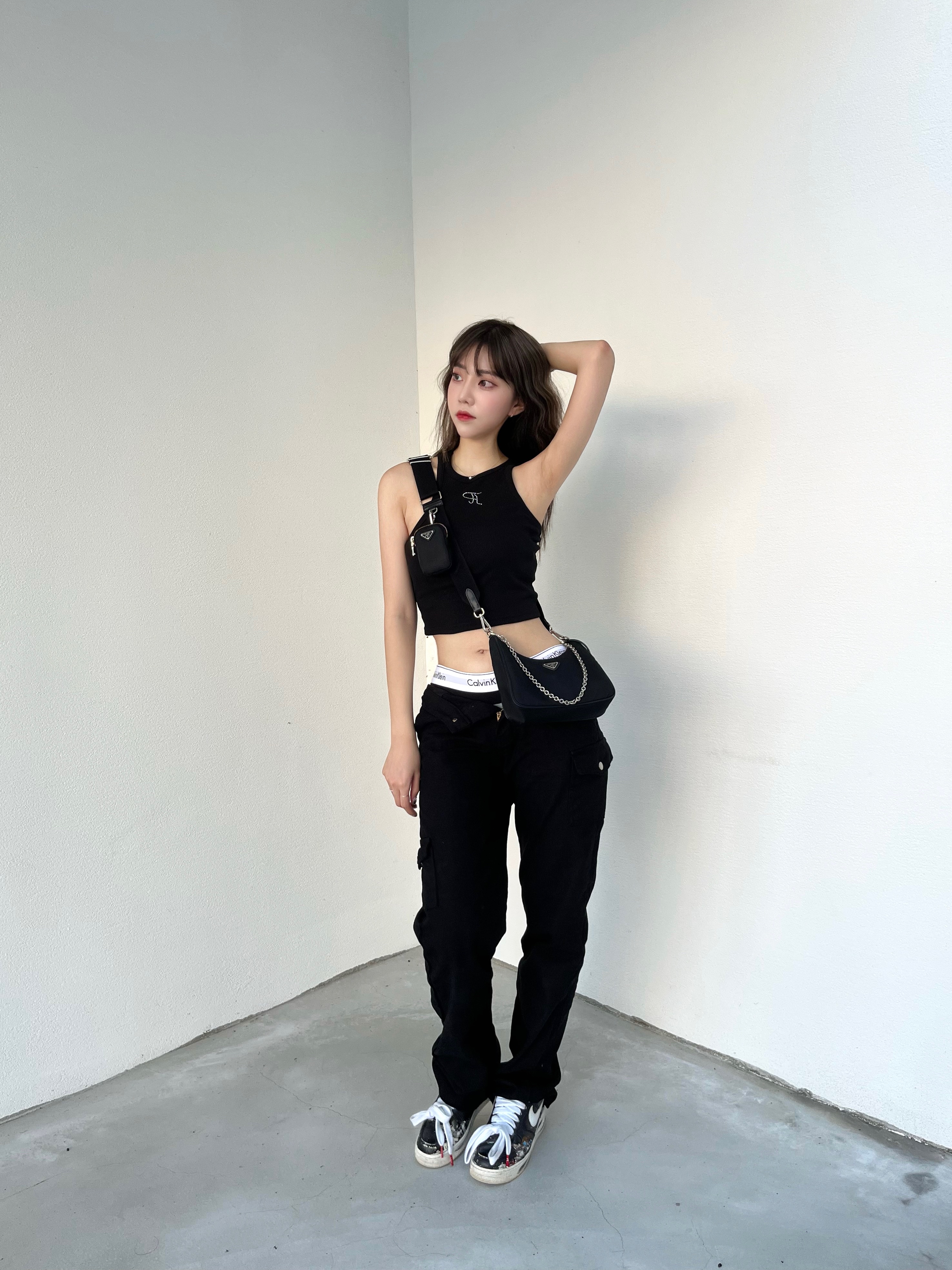 (W) Palace x CK1 Bikini Black - 22SS, Prada Re-Edition 2005 Re-Nylon Shoulder Bag Black 착용 스타일