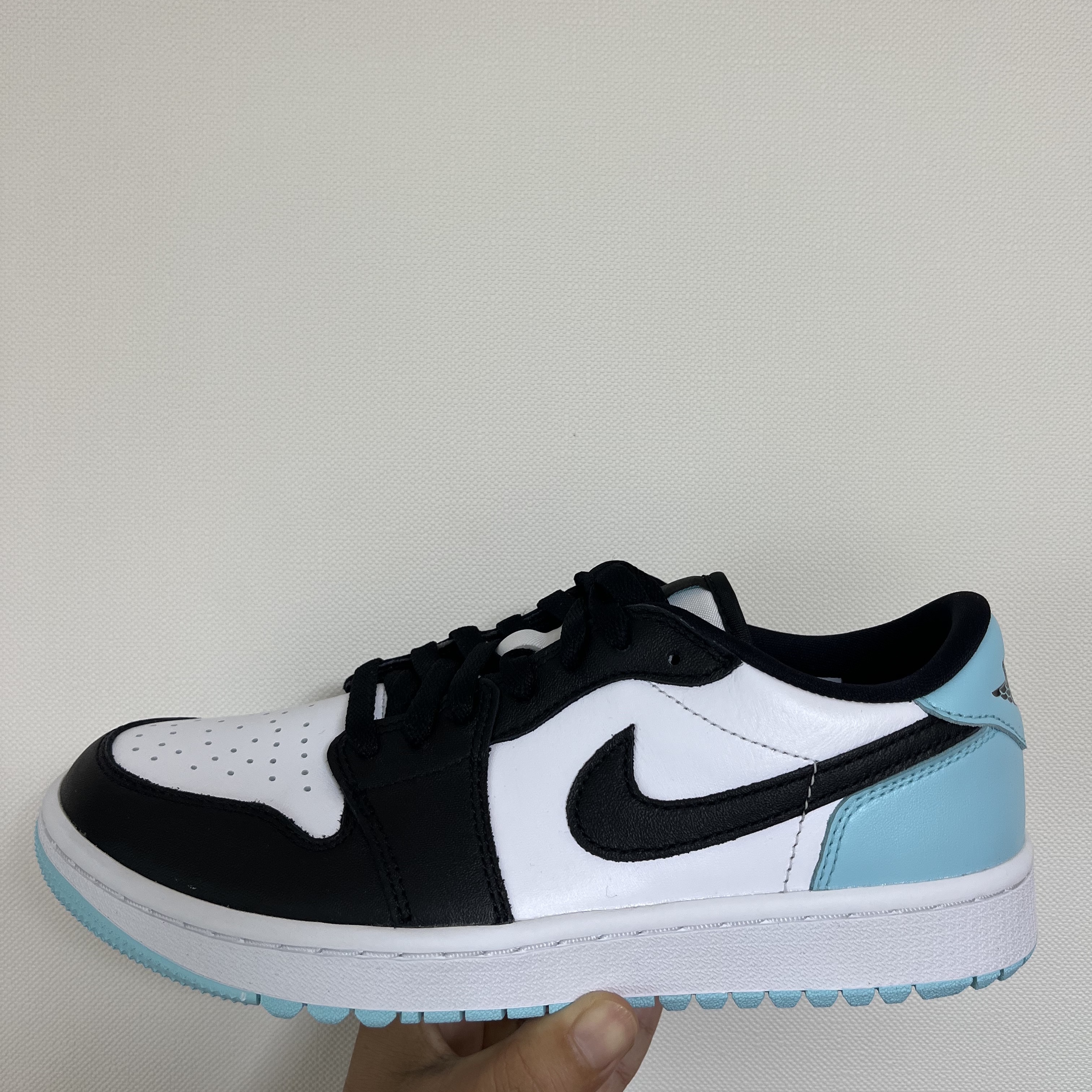 Jordan 1 Low Golf Copa 착용 스타일 - 1