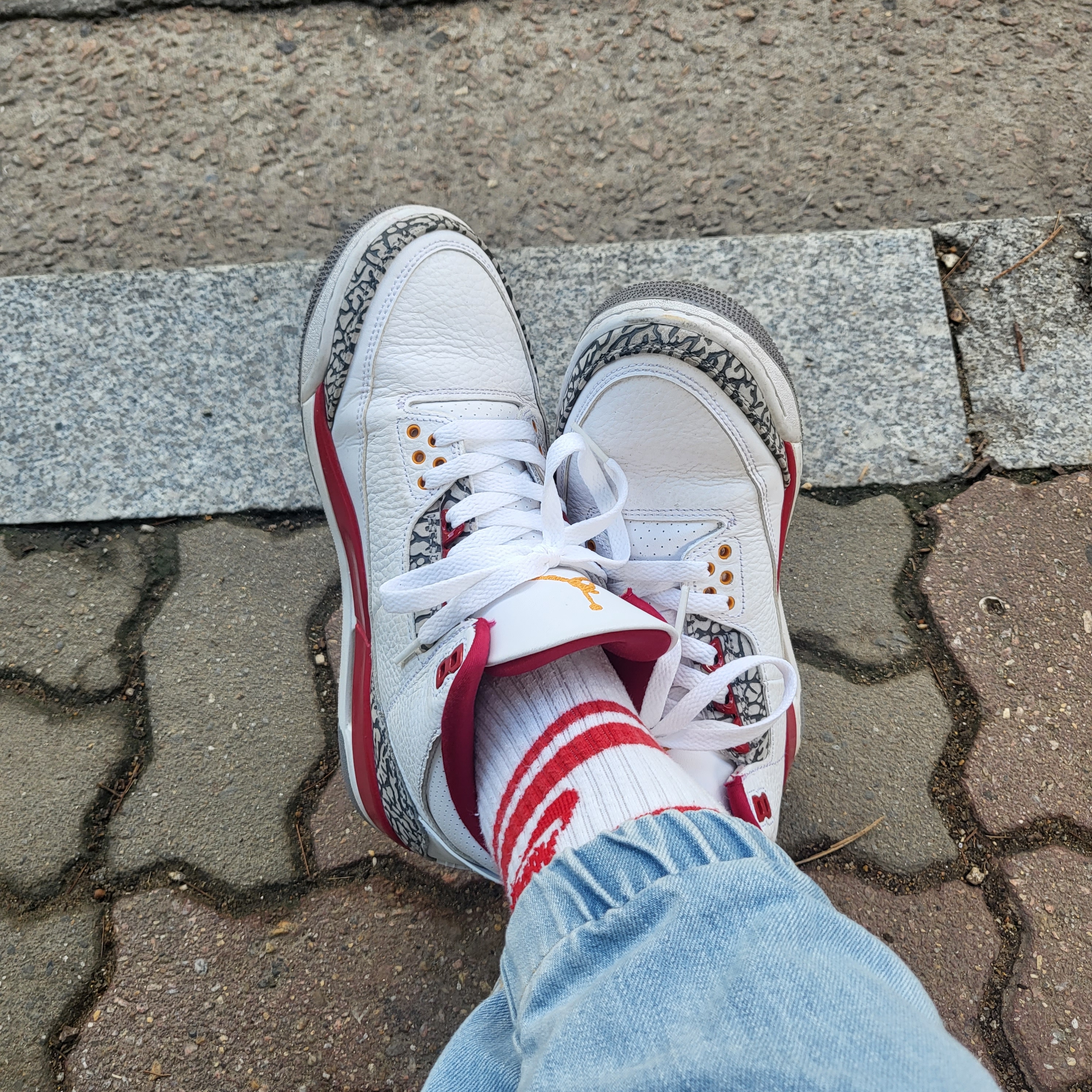 Jordan 3 Retro Cardinal Red 착용 스타일