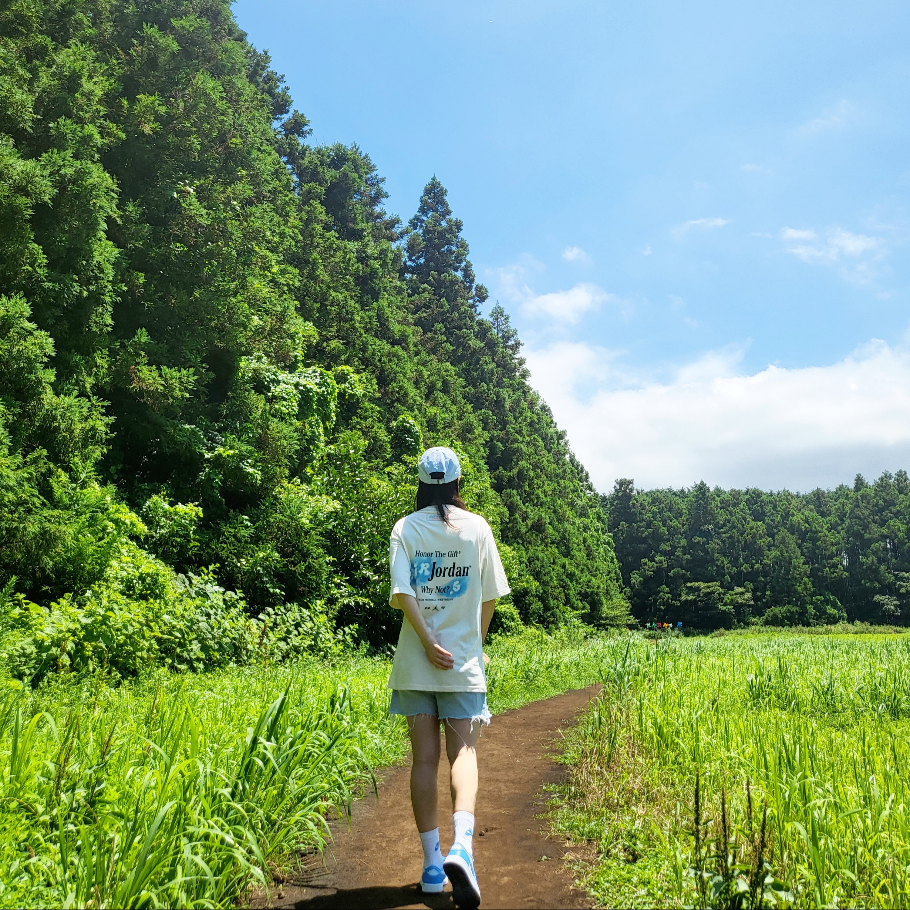 Nike Heritage 86 Futura Washed Cap Light Dew, Jordan x Russell Westbrook Honor the Gift T-Shirt - US/EU 착용 스타일 - 5