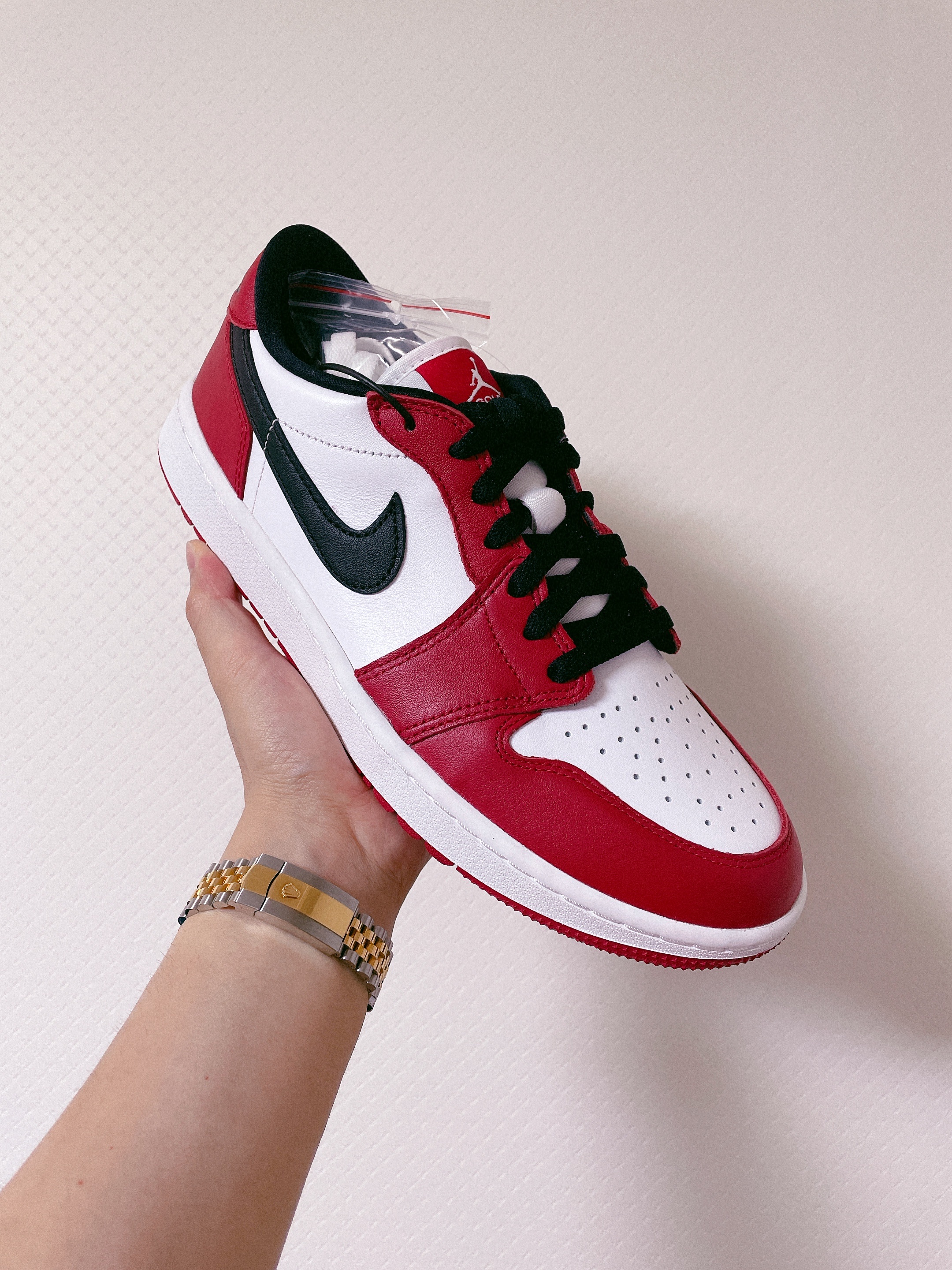 Jordan 1 Low Golf Chicago 착용 스타일 - 1