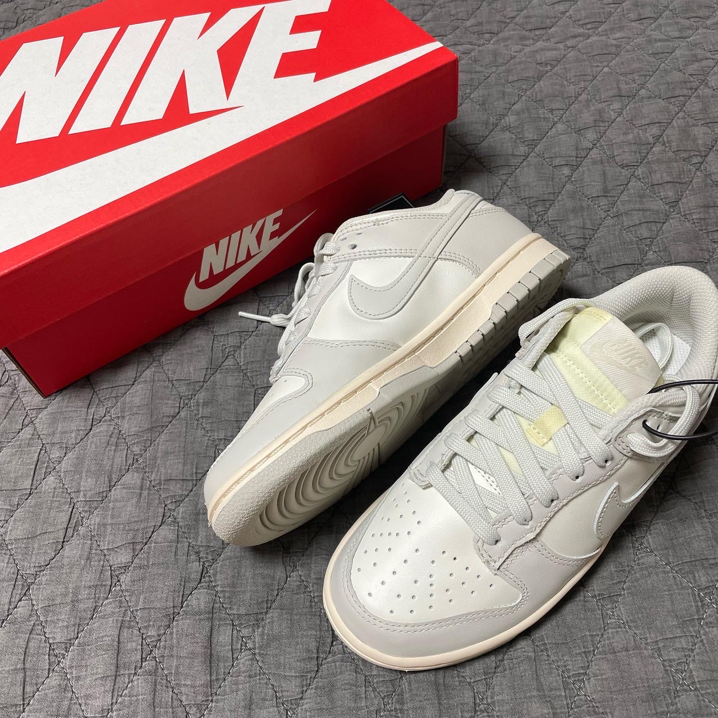 (W) Nike Dunk Low Light Bone 착용 스타일