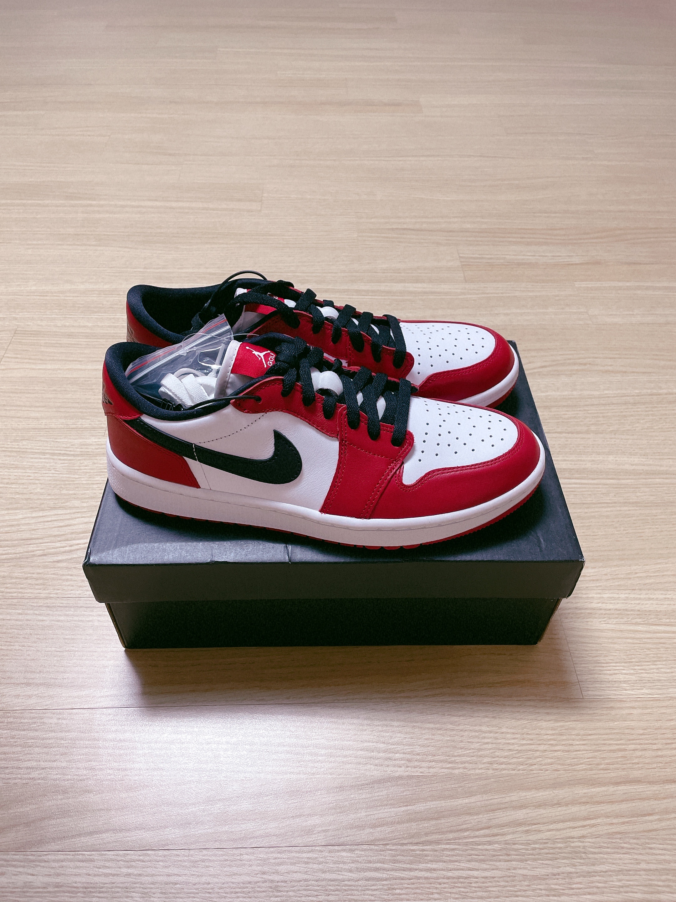 Jordan 1 Low Golf Chicago 착용 스타일 - 2