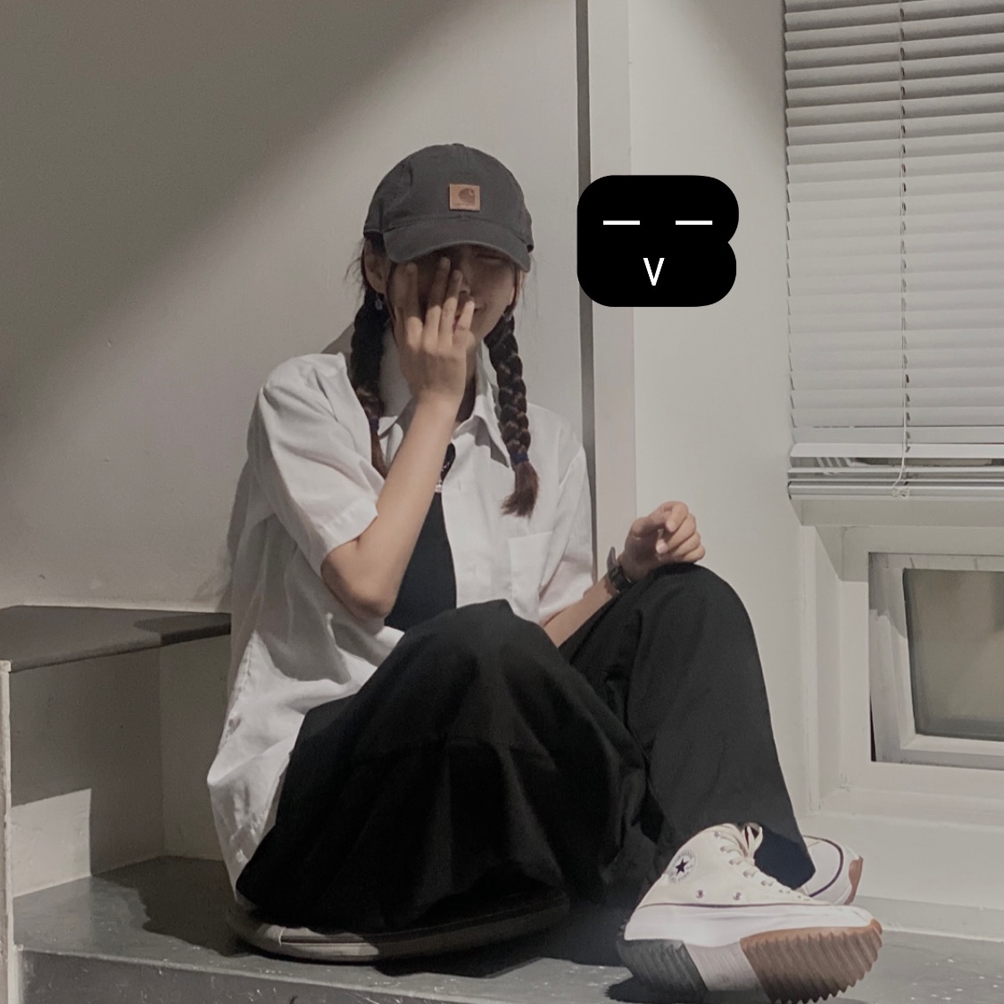 Converse Run Star Hike Hi White Black Gum 착용 스타일 - 2